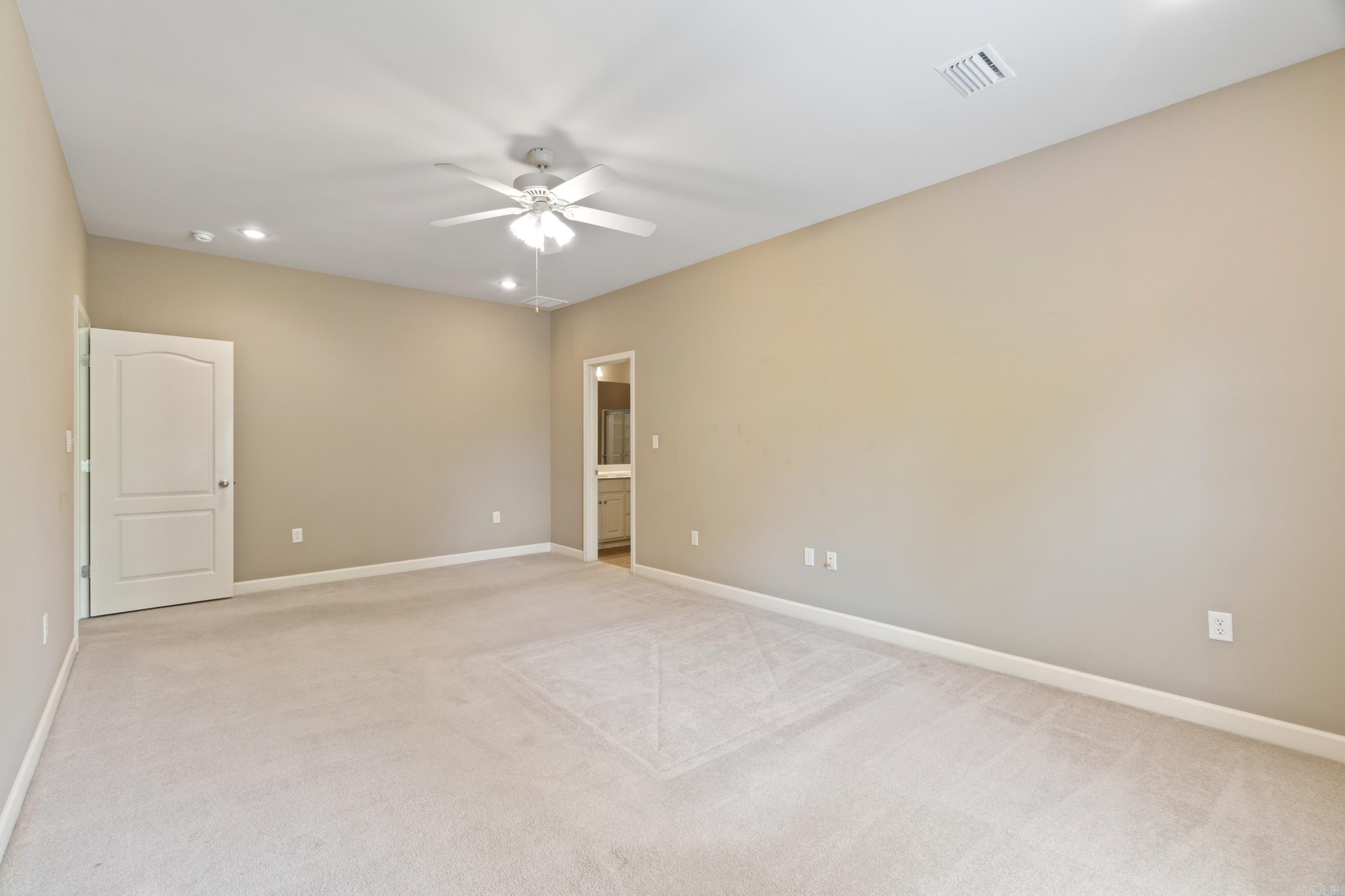 20 Canterberry Point Drive Property Photo 25