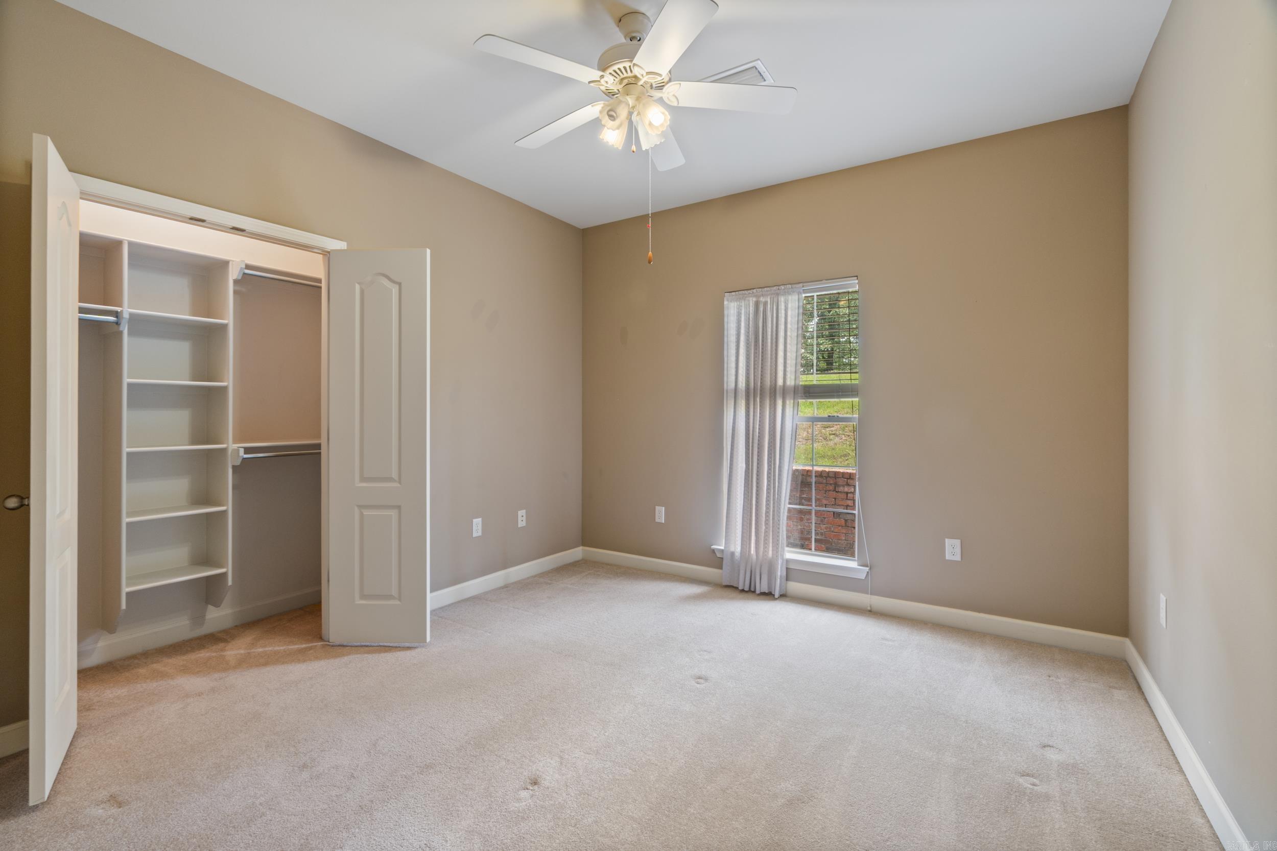 20 Canterberry Point Drive Property Photo 29