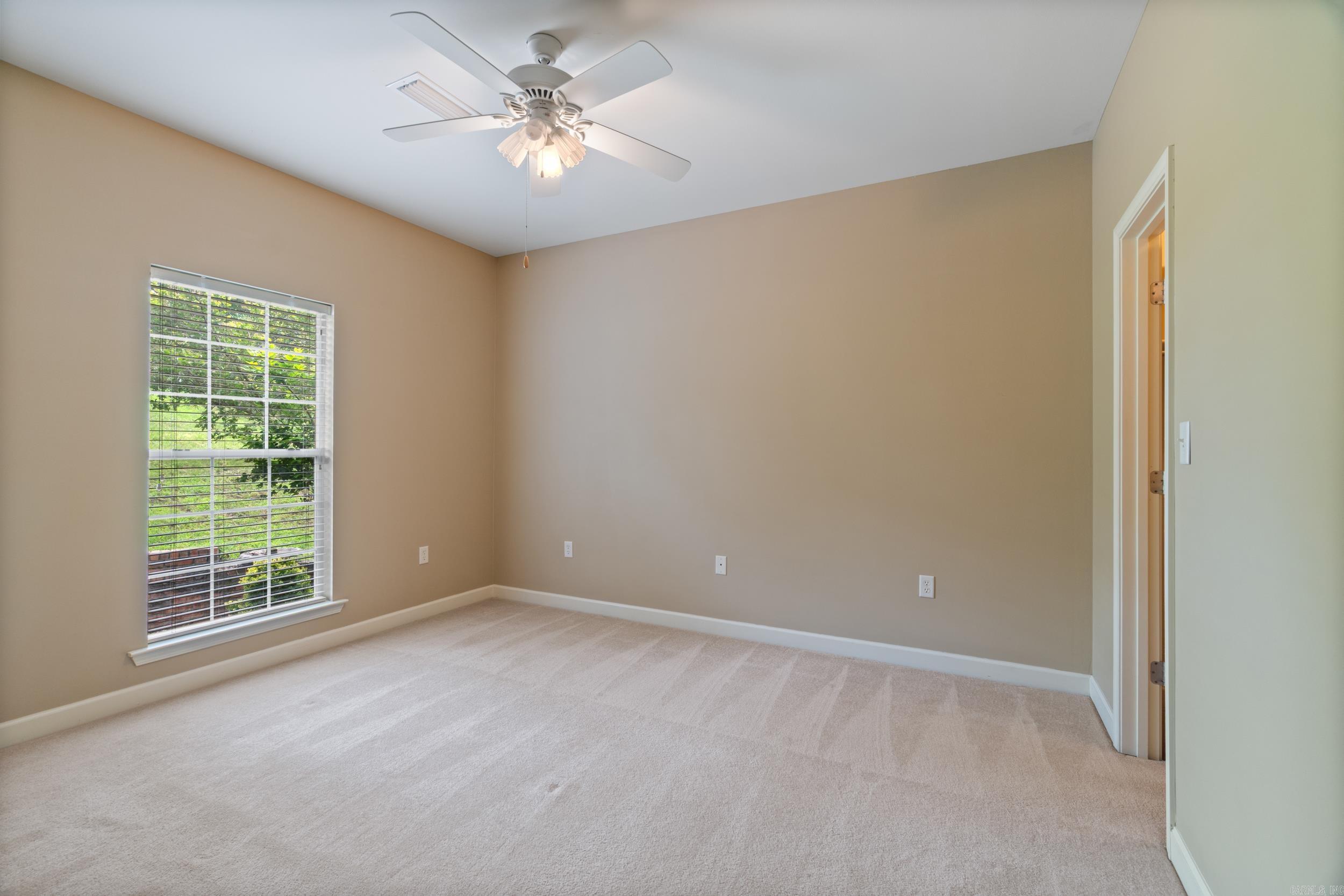 20 Canterberry Point Drive Property Photo 31
