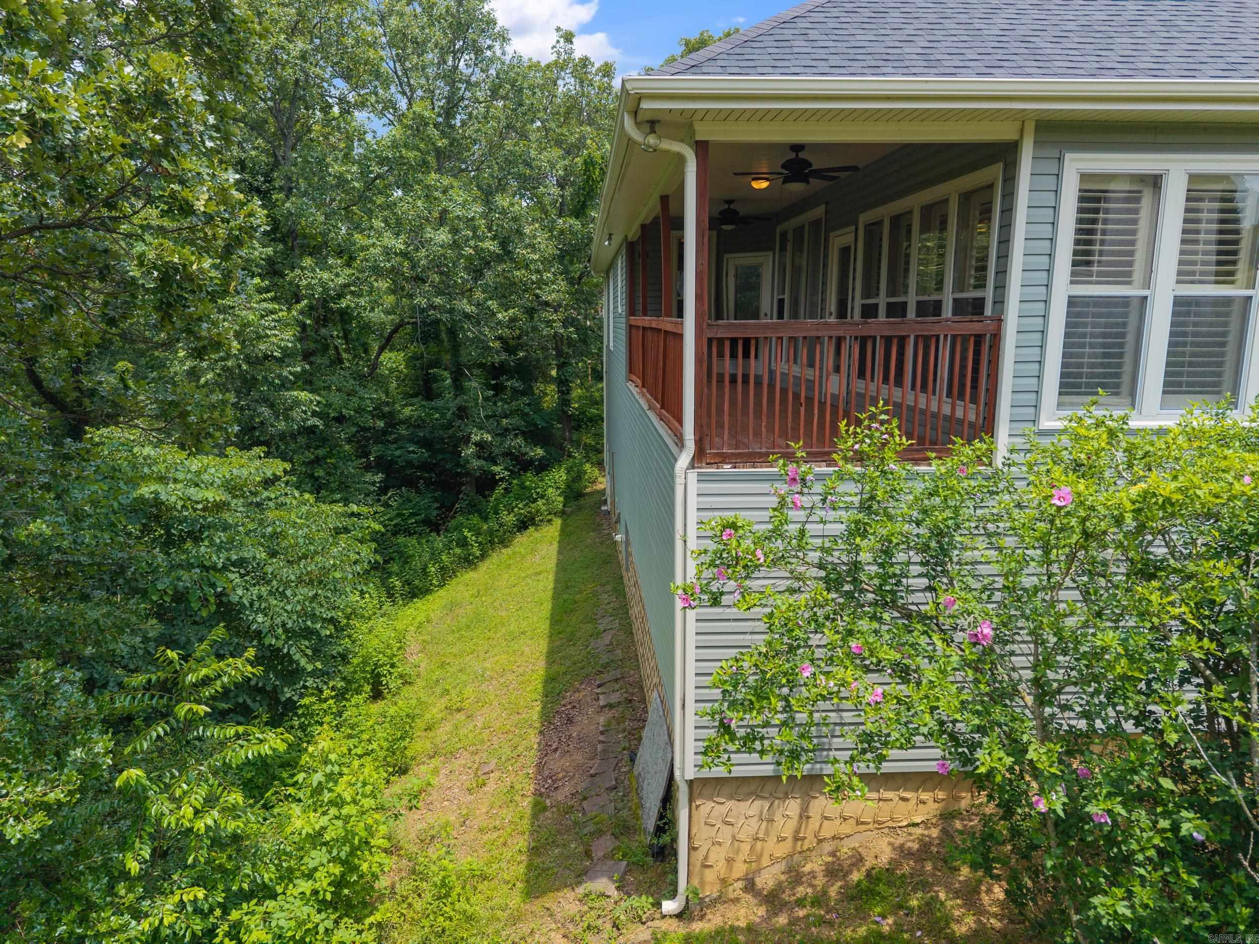 20 Canterberry Point Drive Property Photo 40