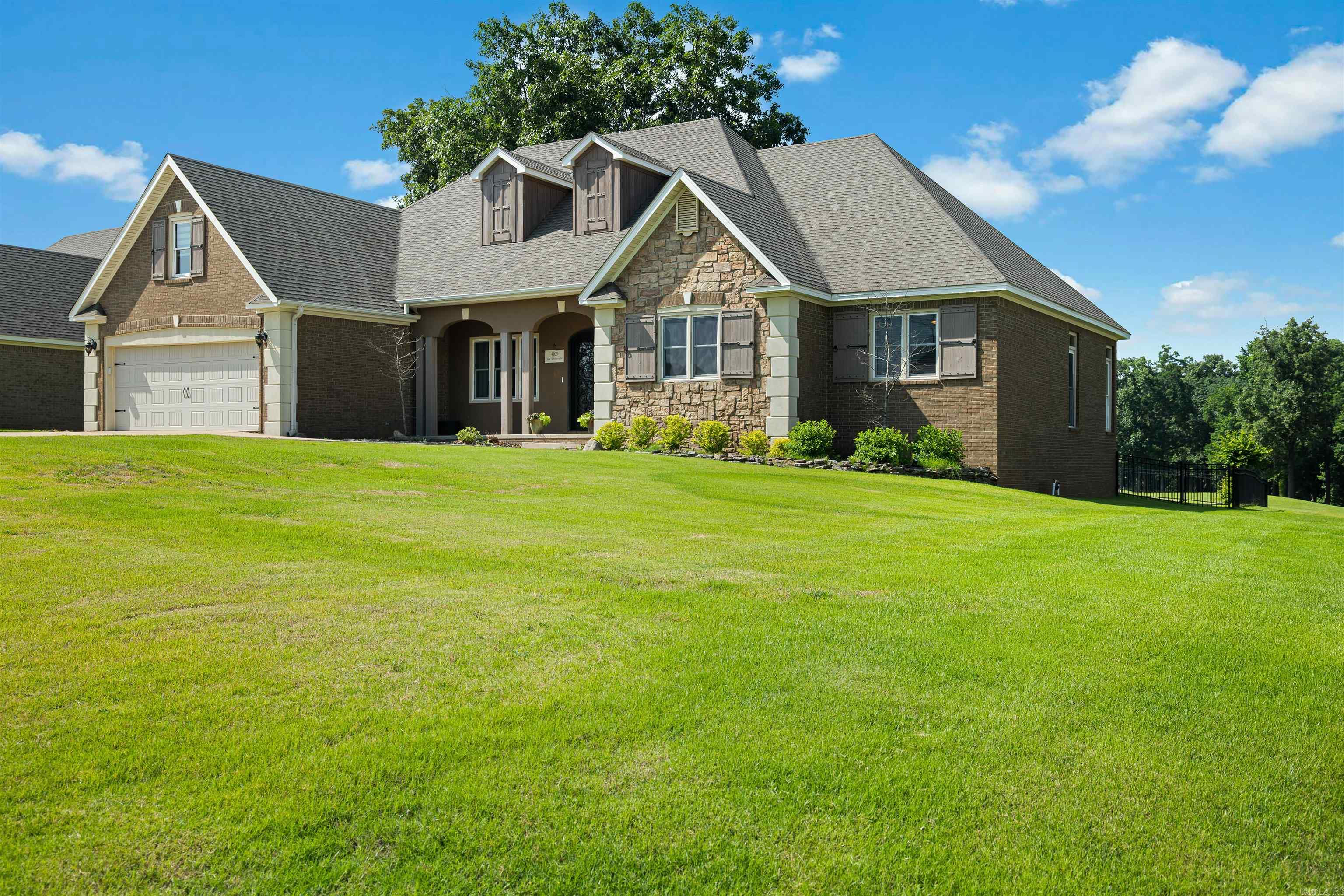 4105 Sage Meadows Boulevard Property Photo 3