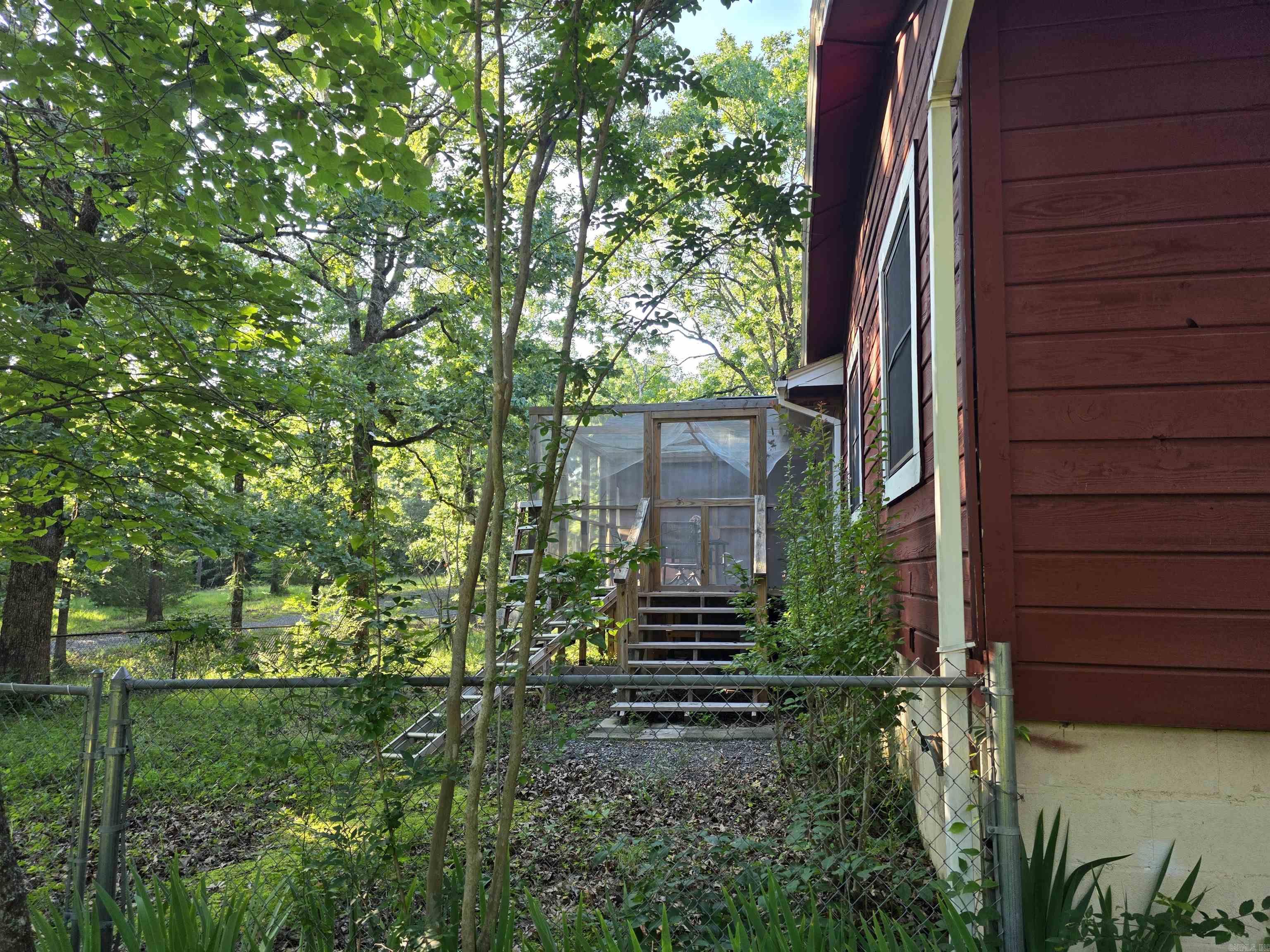 26023441 Property Photo 3