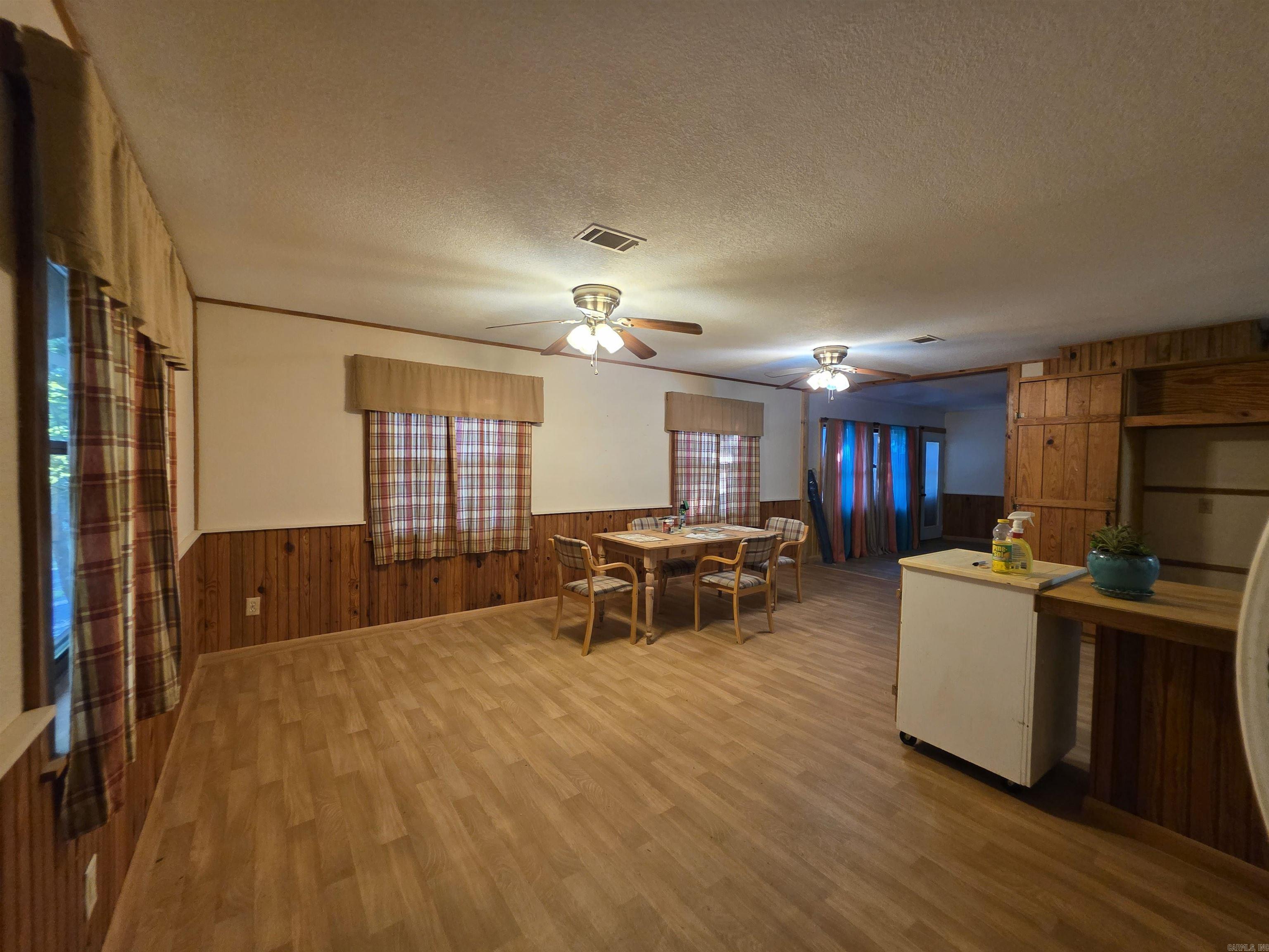 26023441 Property Photo 11