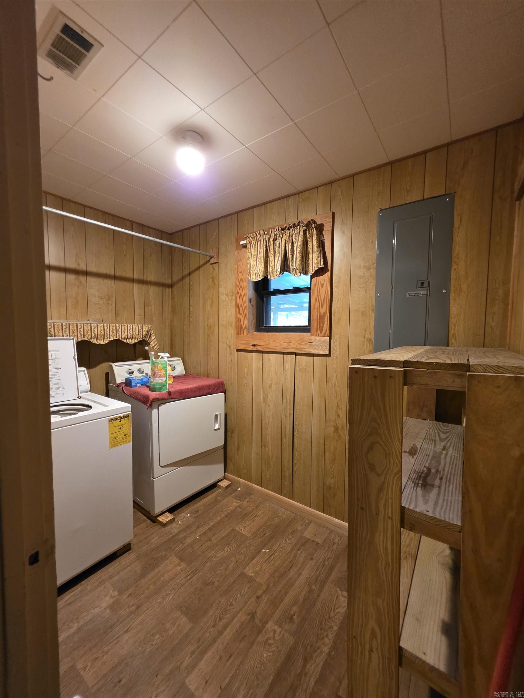 26023441 Property Photo 12