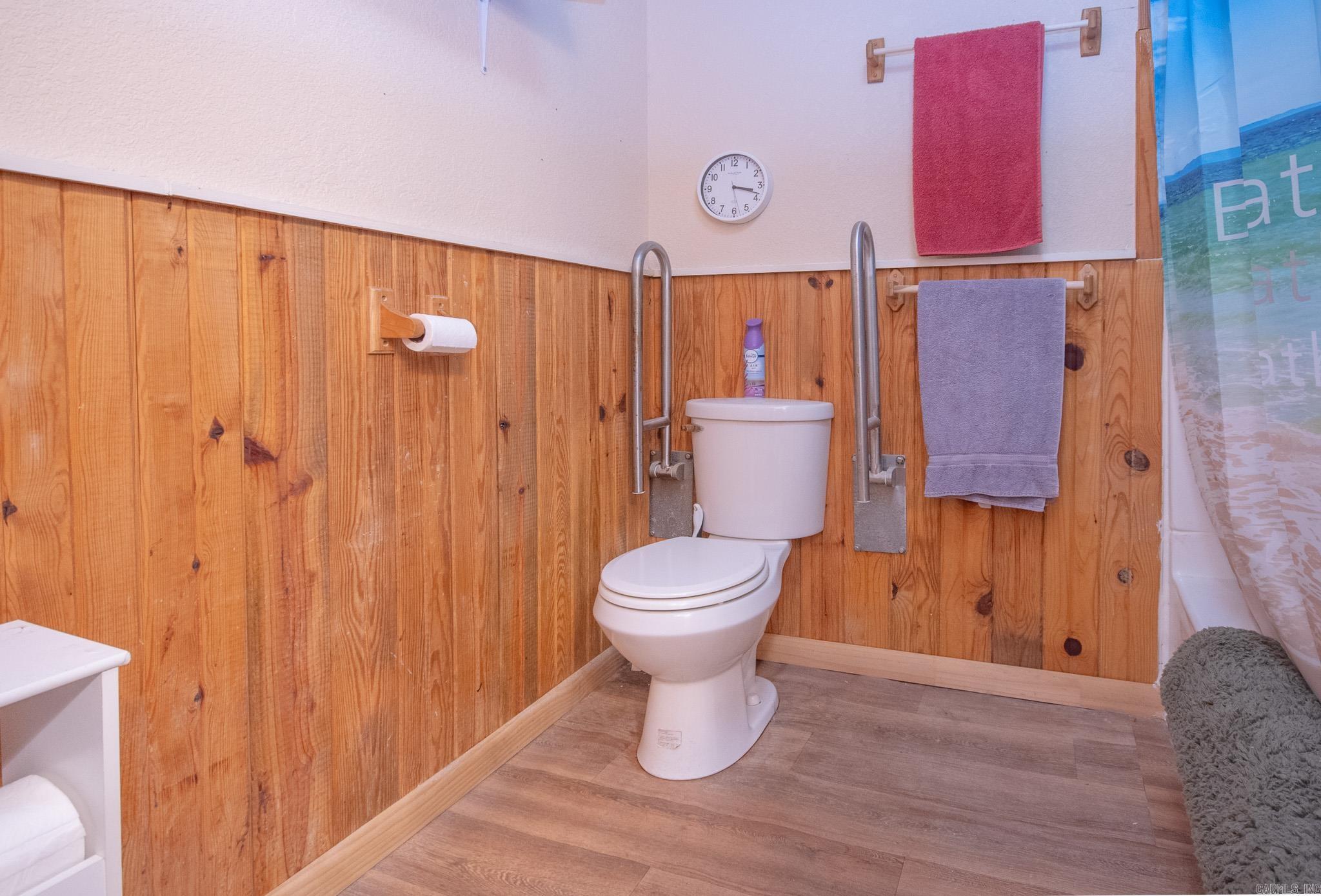 26023441 Property Photo 22