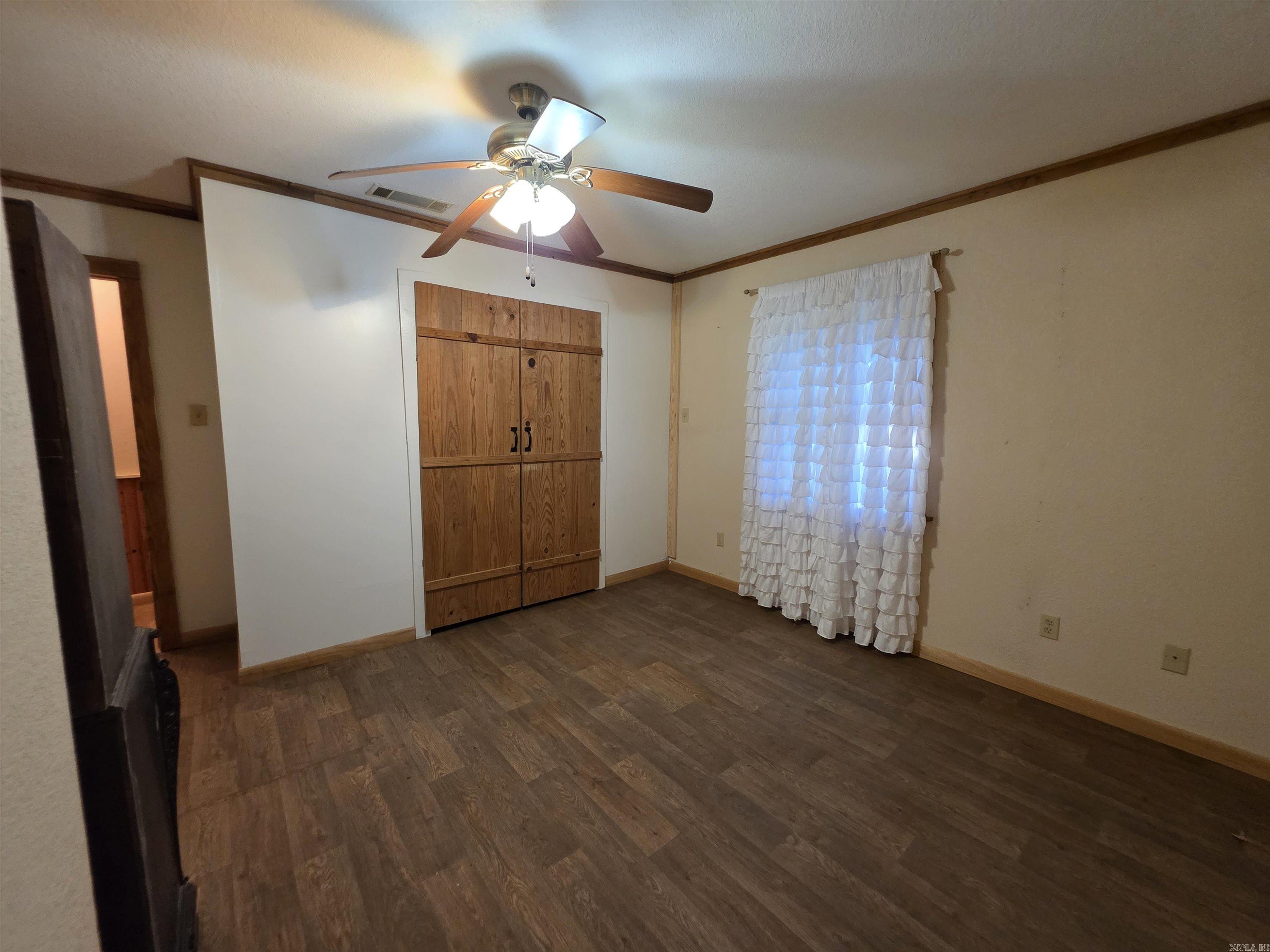 26023441 Property Photo 28