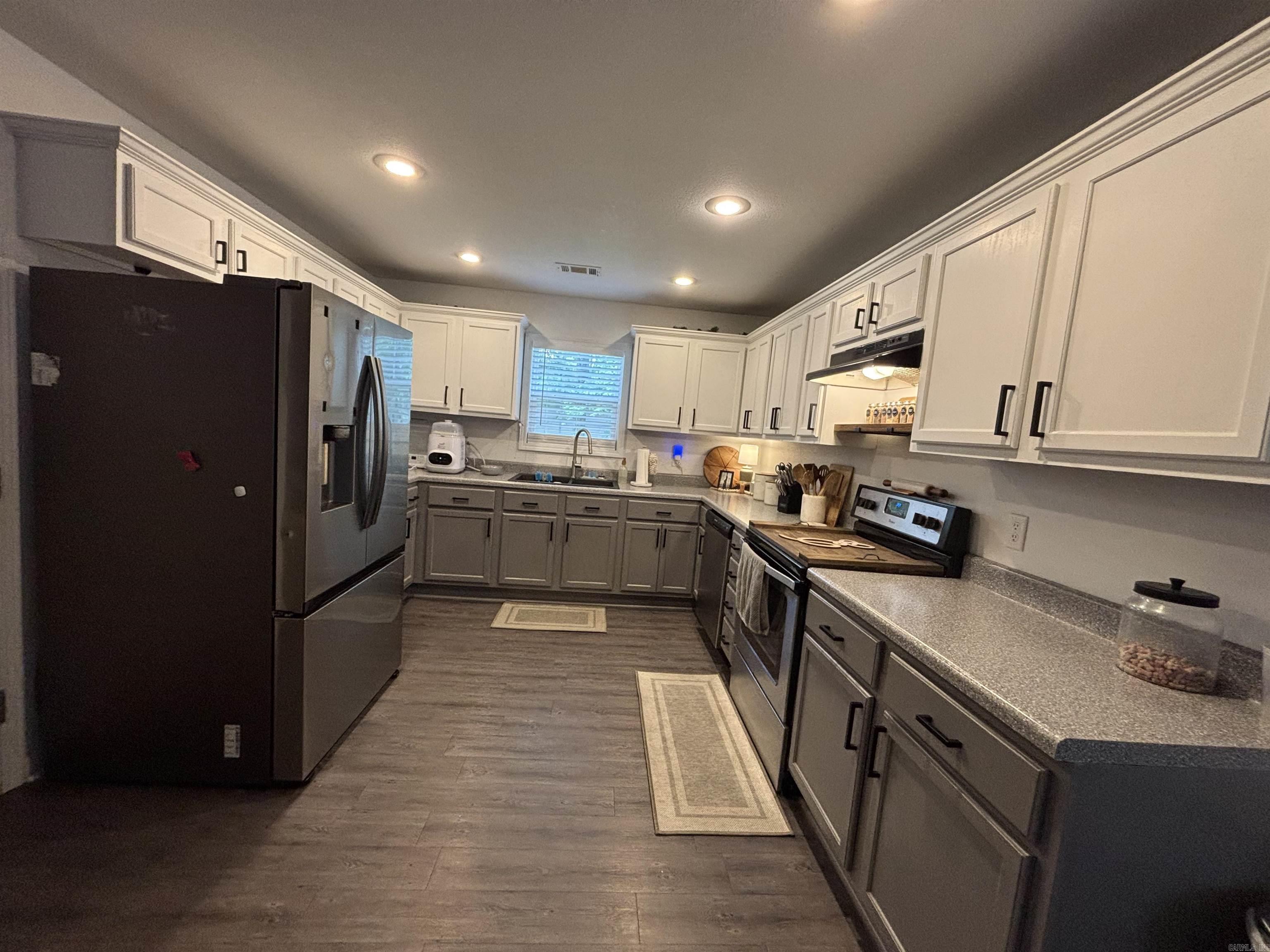 2203 Highland Boulevard Property Photo 8