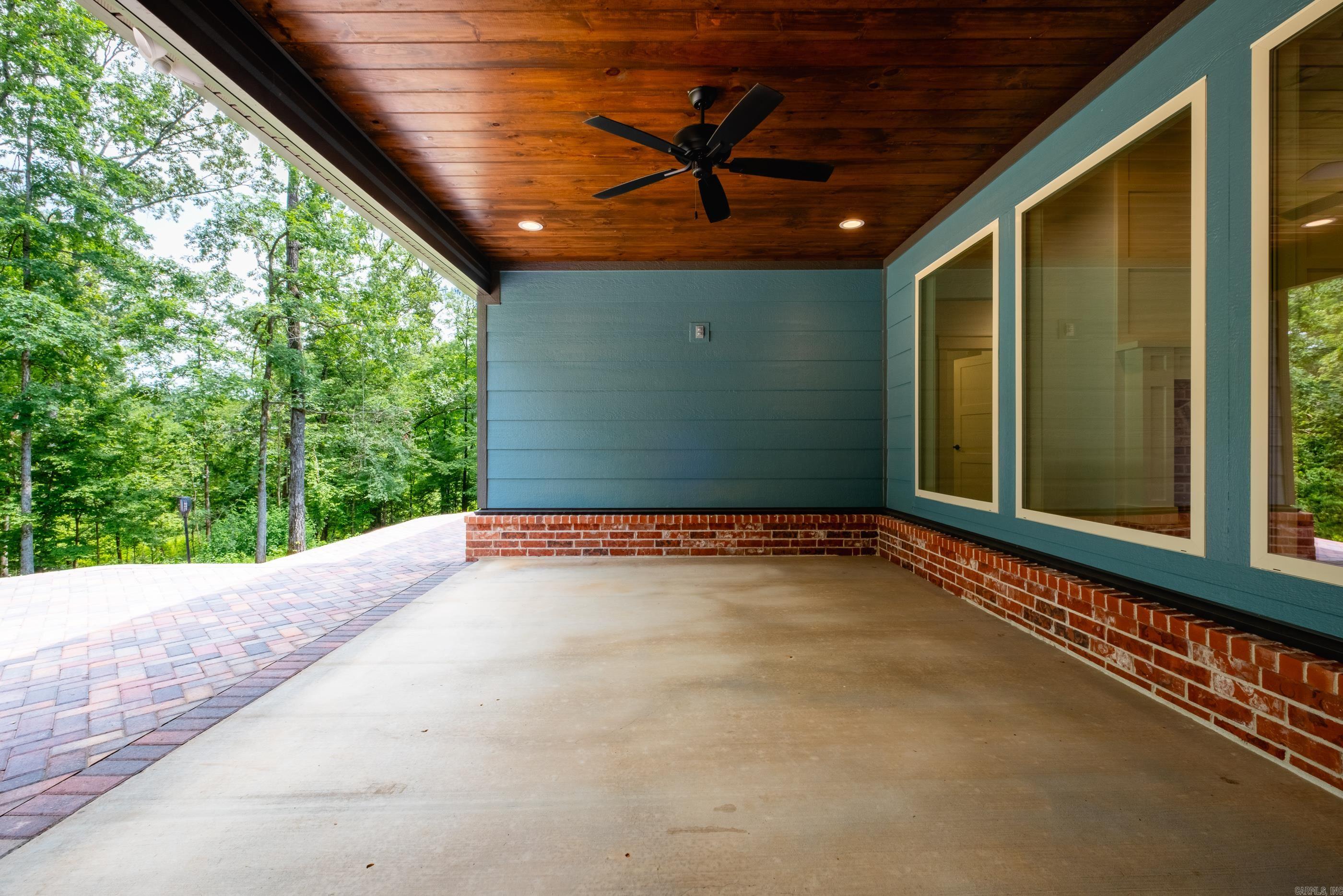 4032 Eagle Valley Drive Property Photo 41