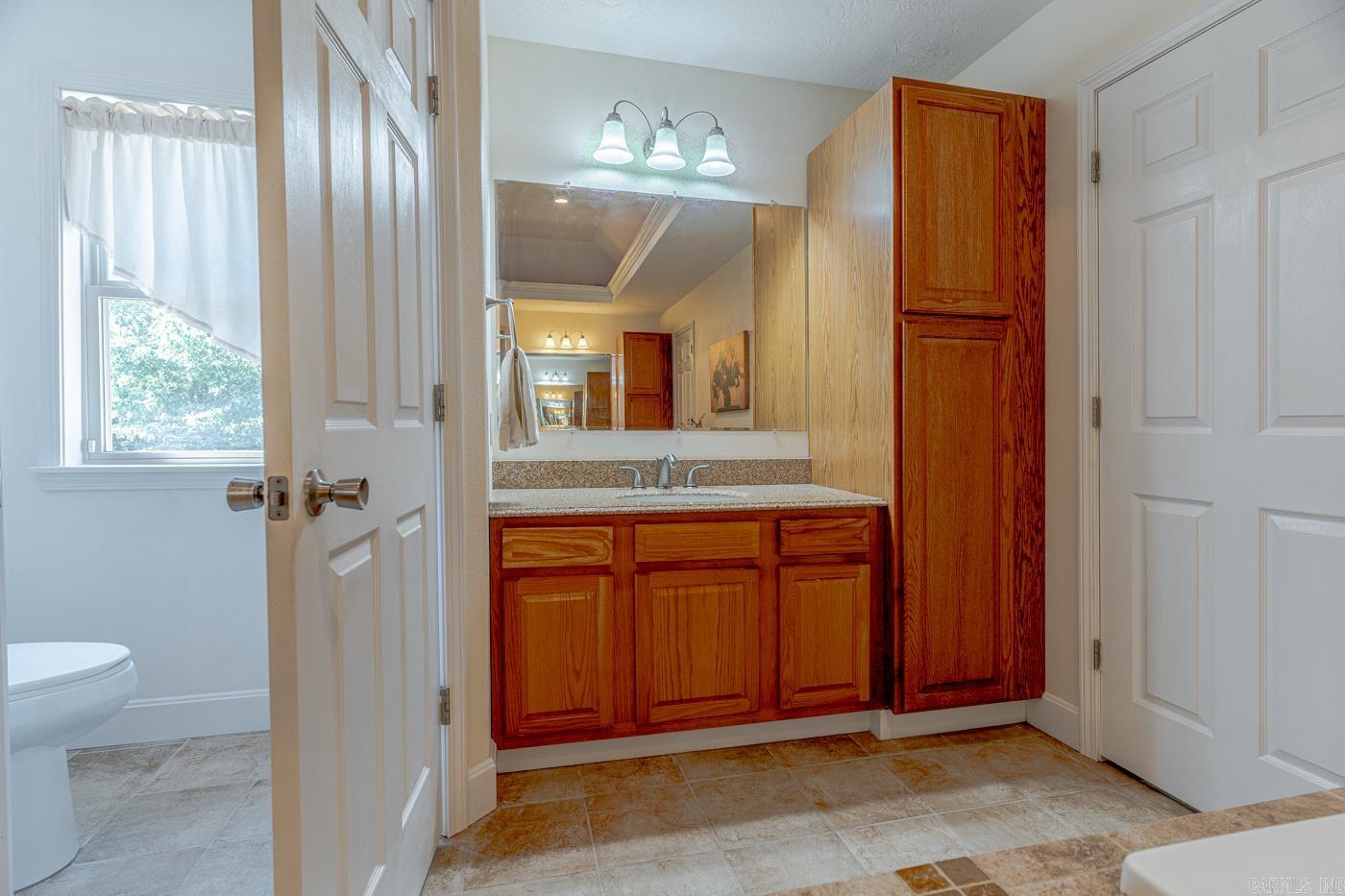 2214 E Diamond Lake Property Photo 28