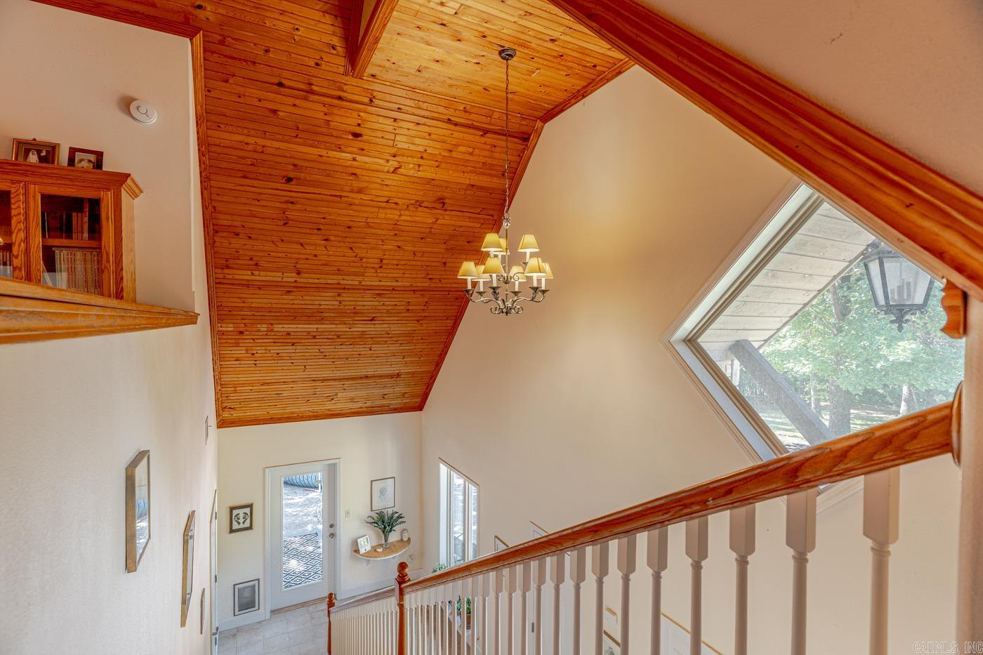 2214 E Diamond Lake Property Photo 32