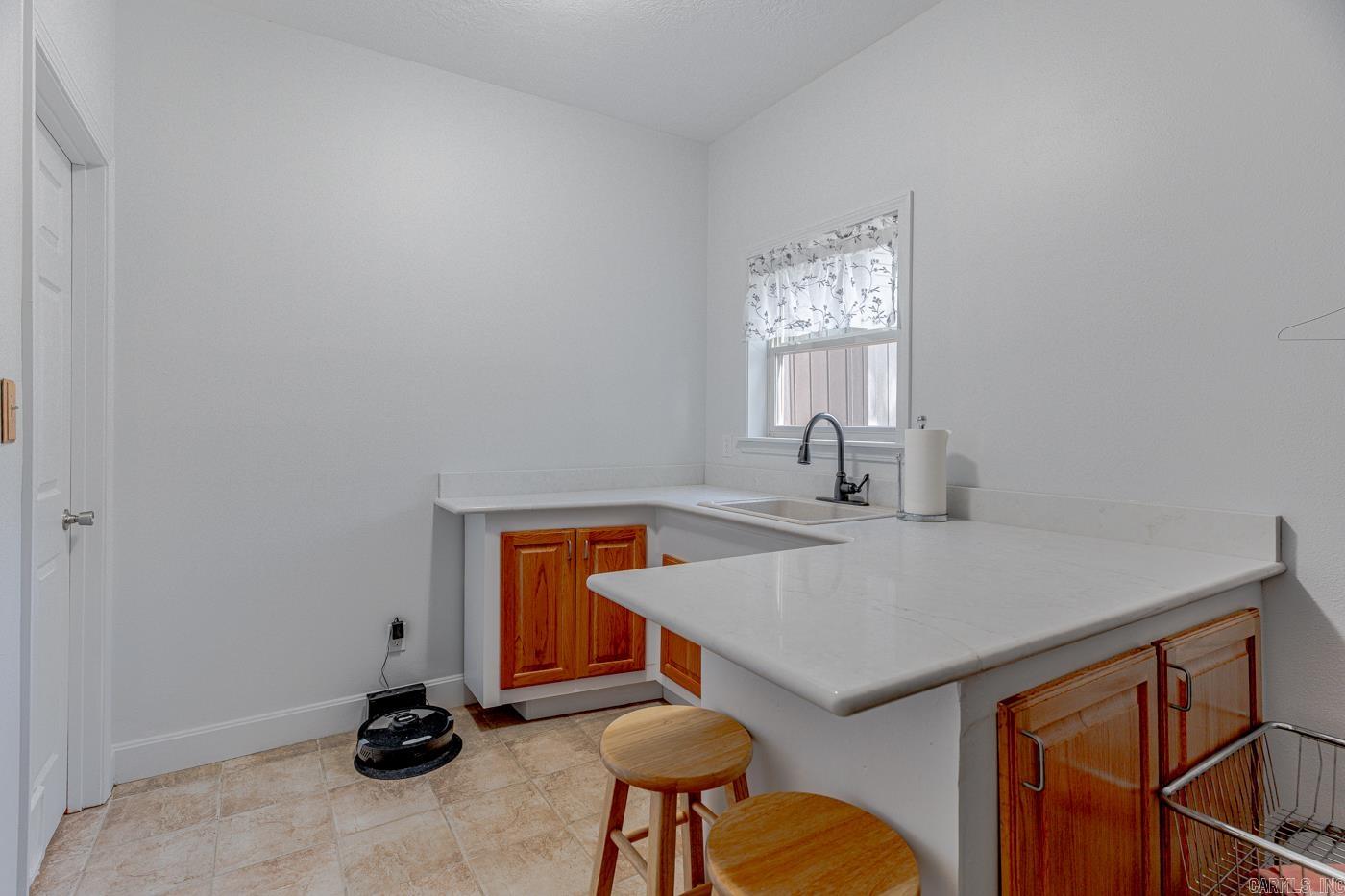 2214 E Diamond Lake Property Photo 37