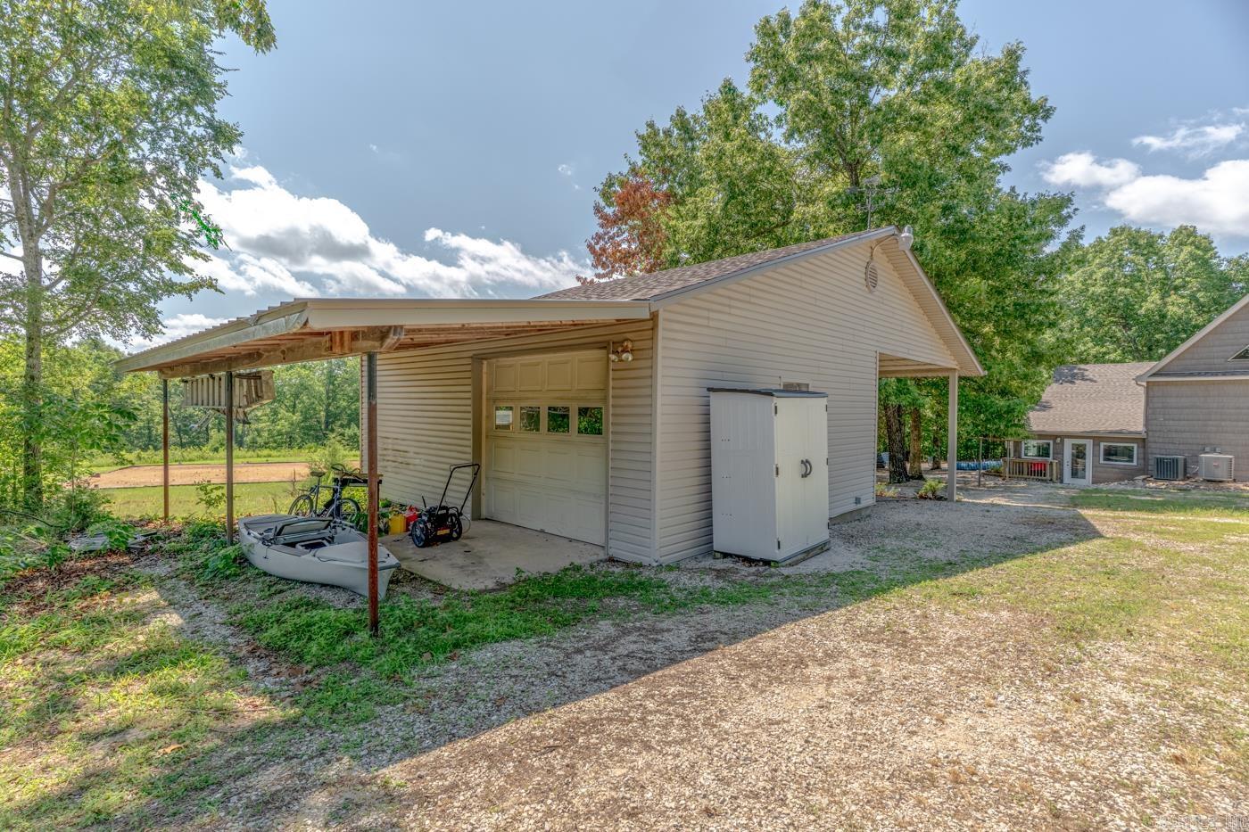 2214 E Diamond Lake Property Photo 45