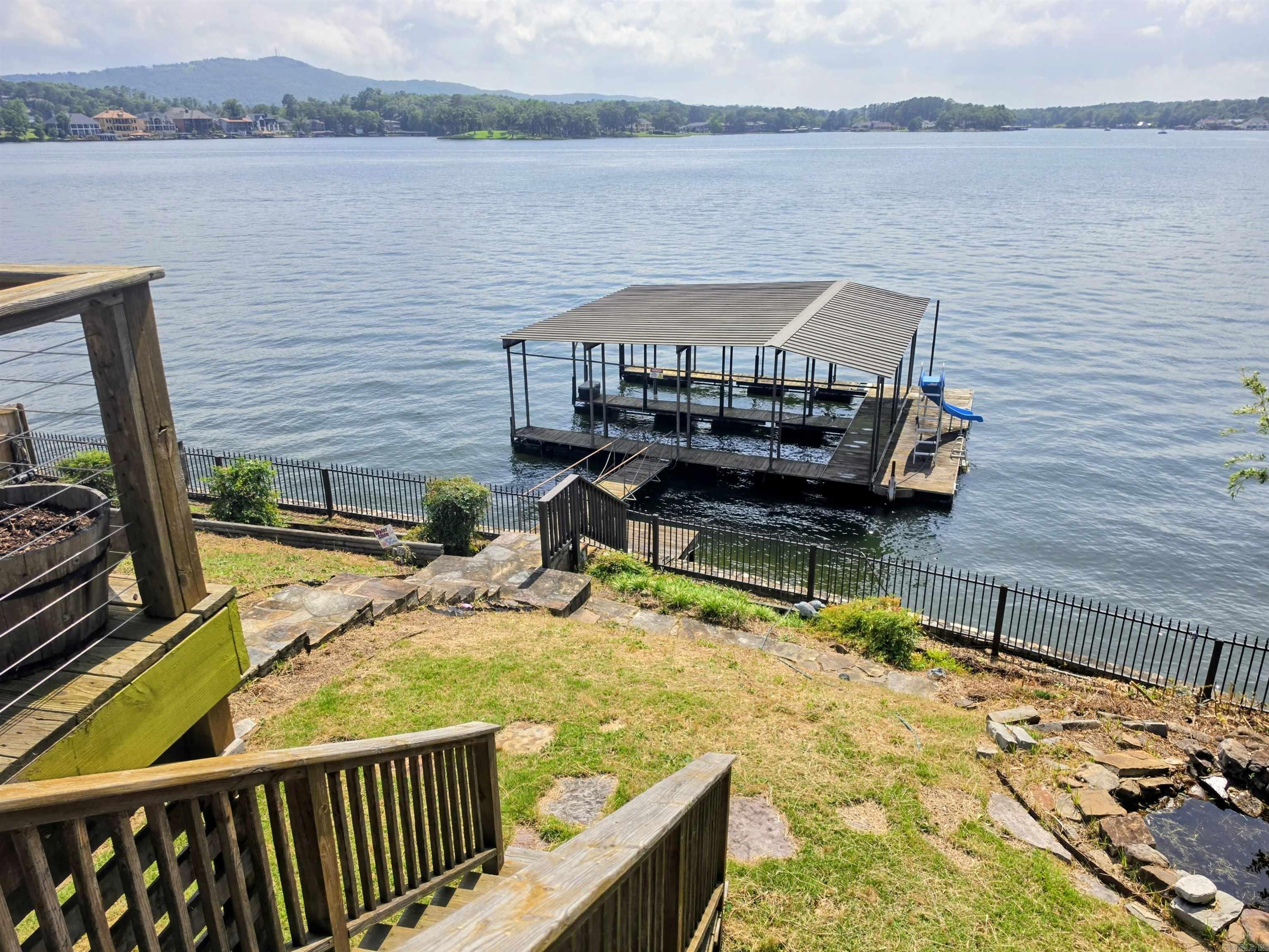 136 Catalina Circle Property Photo 7