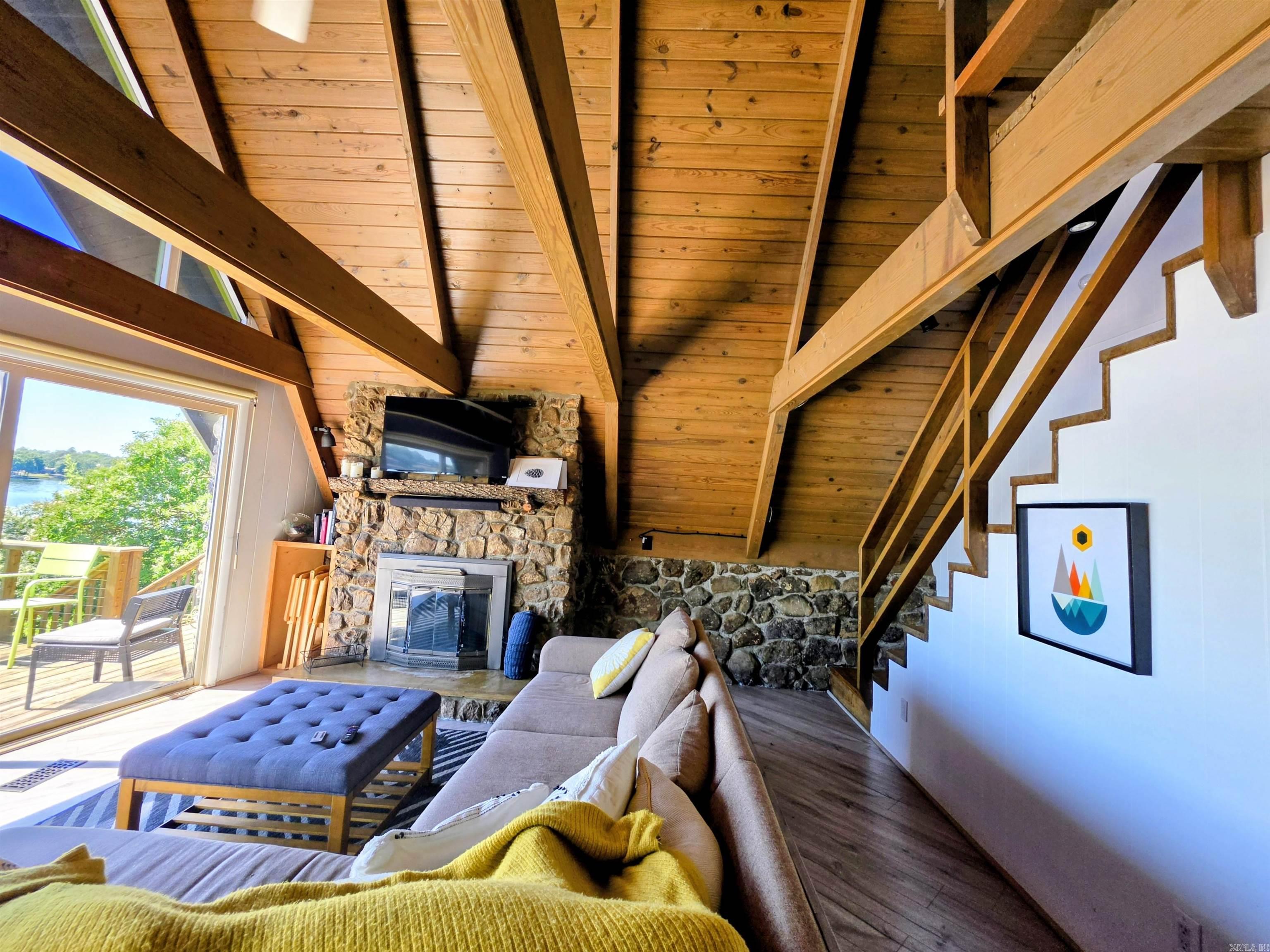 136 Catalina Circle Property Photo 20