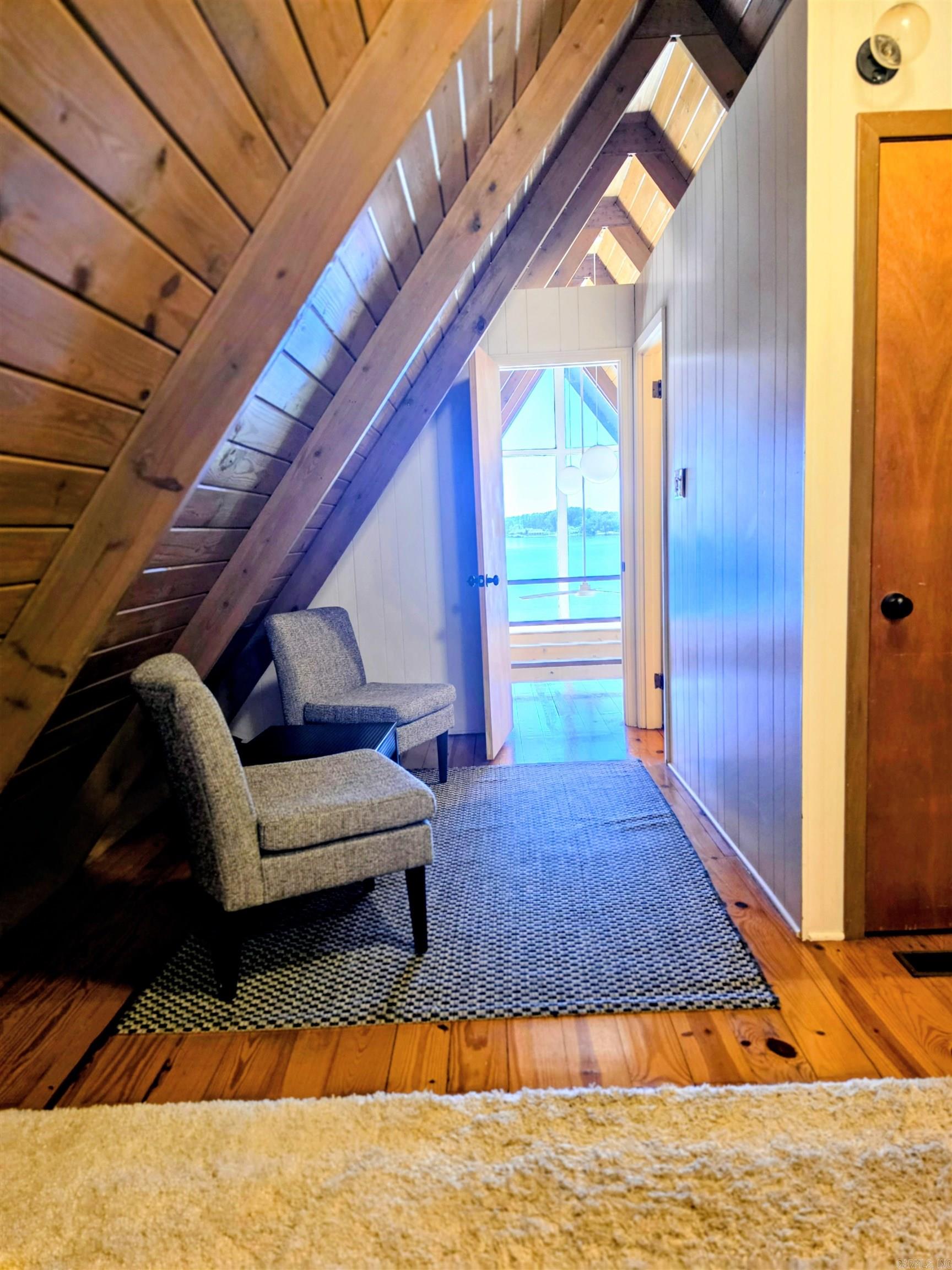 136 Catalina Circle Property Photo 33