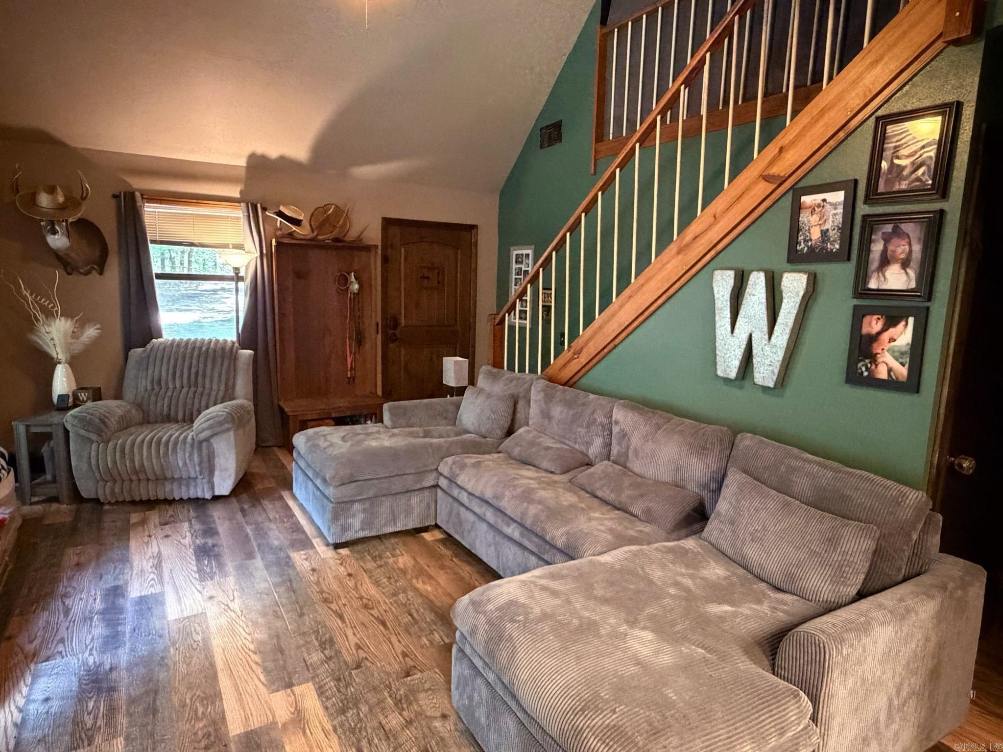 131 Doe Lane Property Photo 5