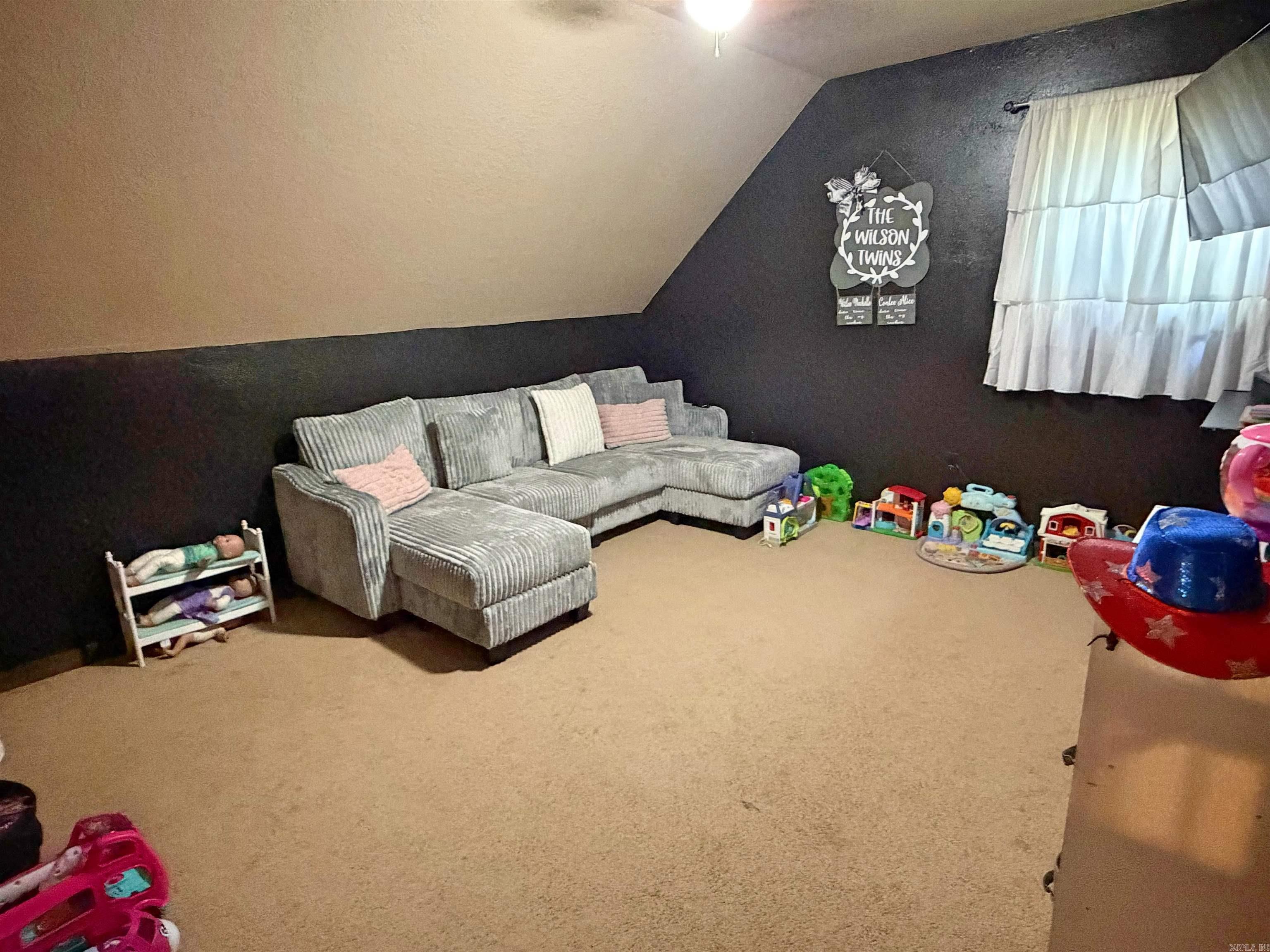 131 Doe Lane Property Photo 15