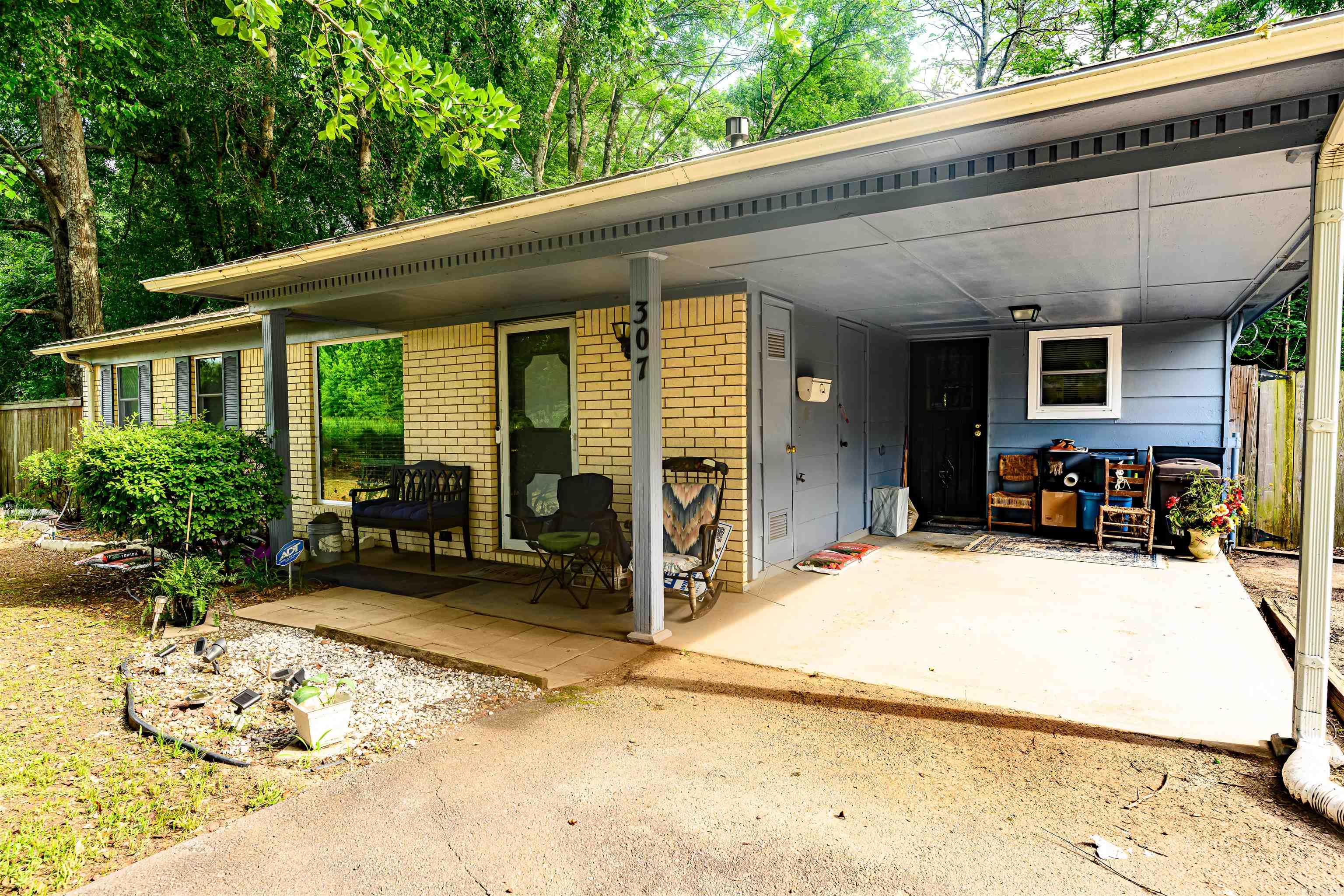 307 Aspen Ct Property Photo 13