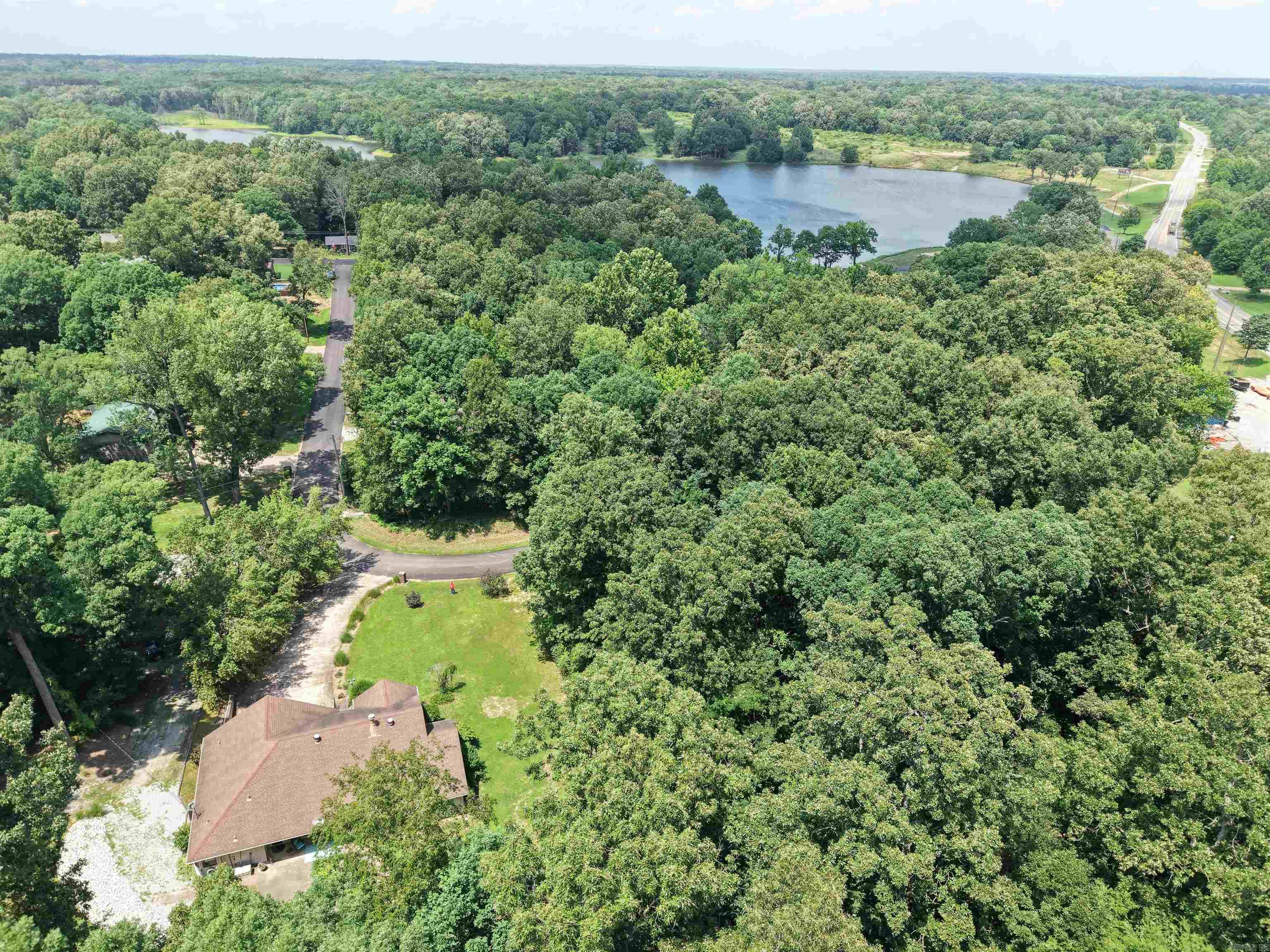 1410 Spinnenwebber Circle Property Photo 2