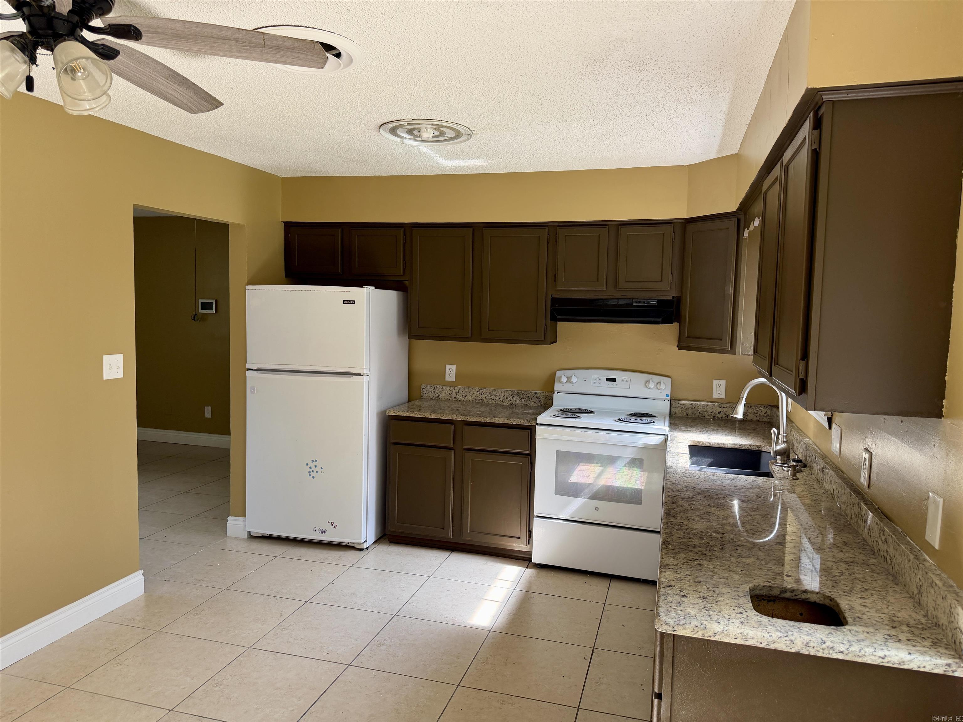 6 Wagner Property Photo 4