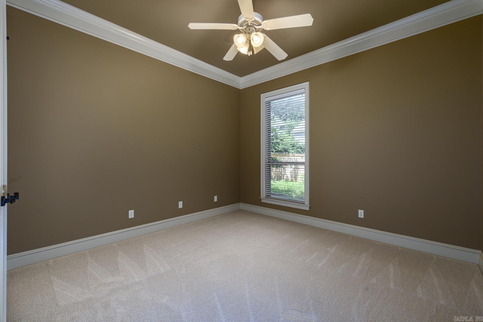 139 Courts Lane Property Photo 22