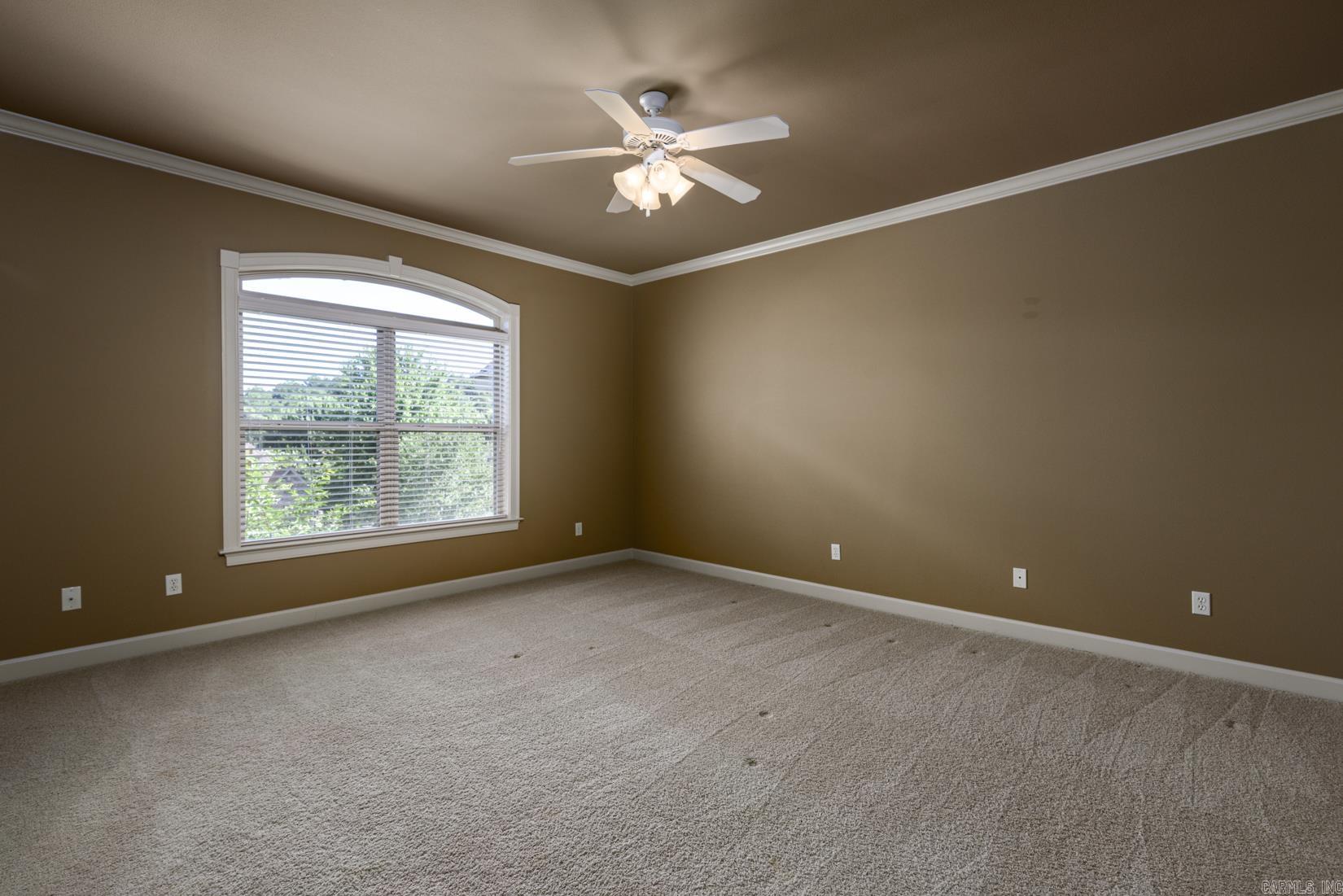 139 Courts Lane Property Photo 28