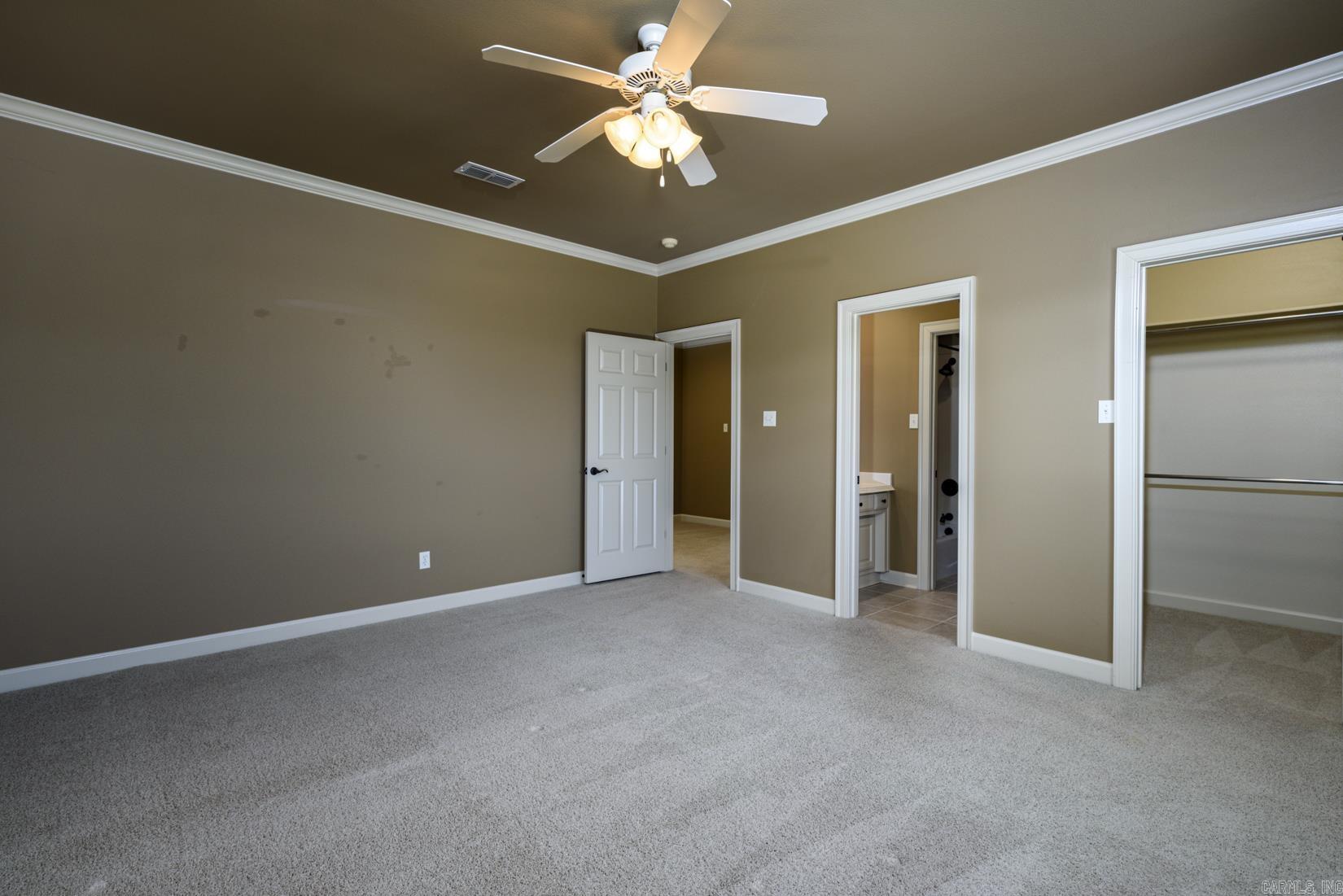 139 Courts Lane Property Photo 29