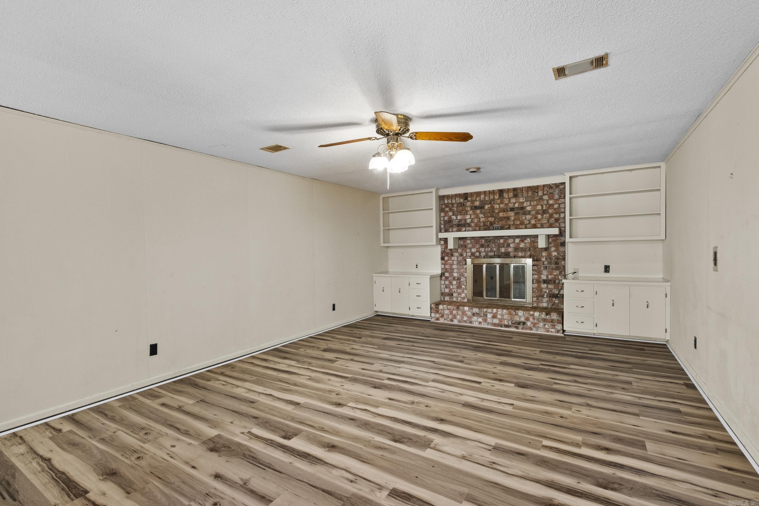 15 Rosewood Circle Property Photo 7