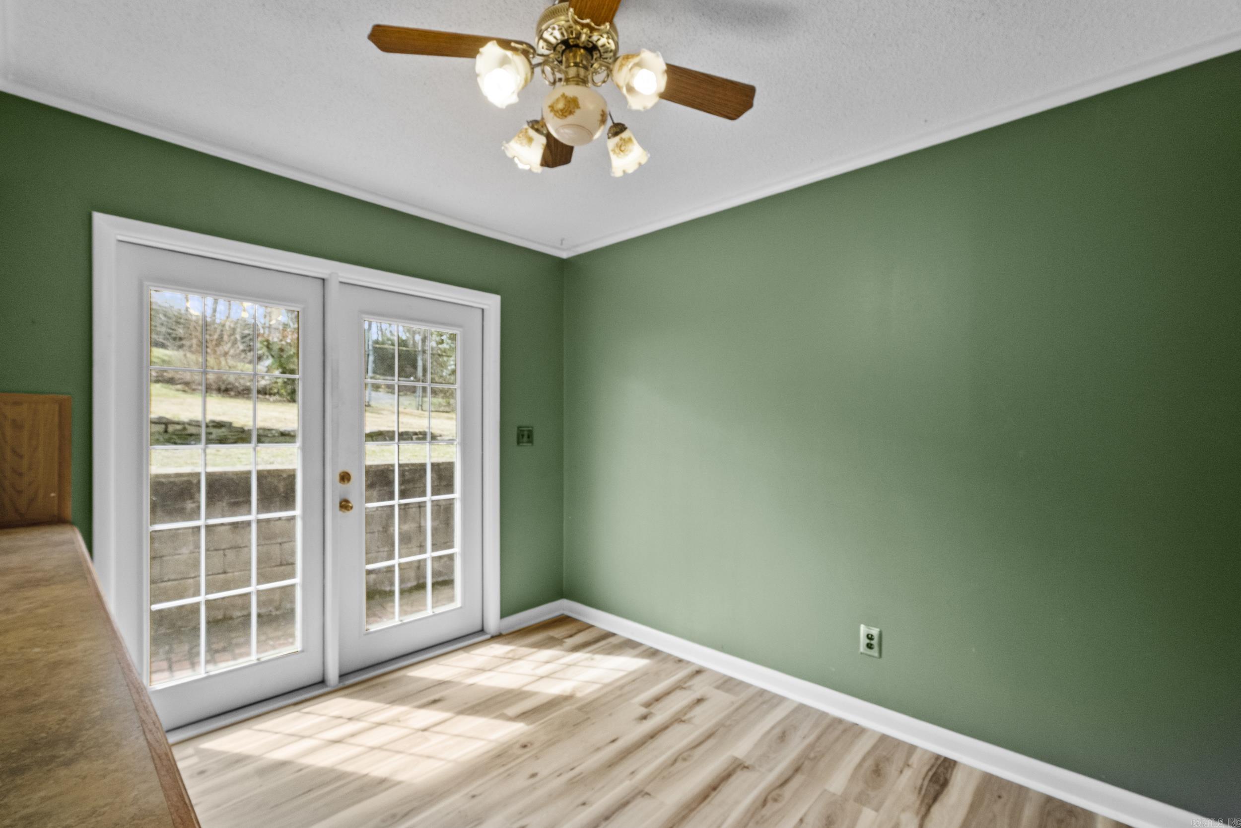 15 Rosewood Circle Property Photo 14