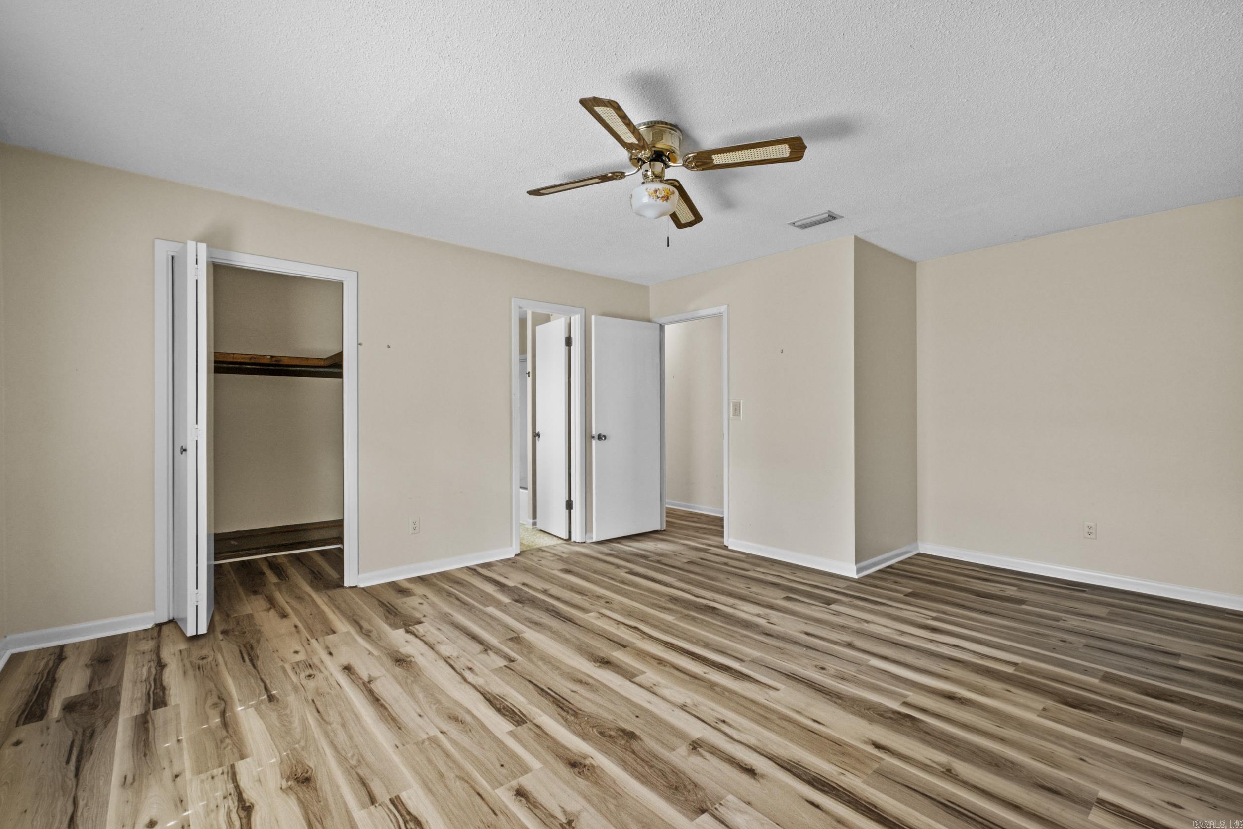 15 Rosewood Circle Property Photo 20