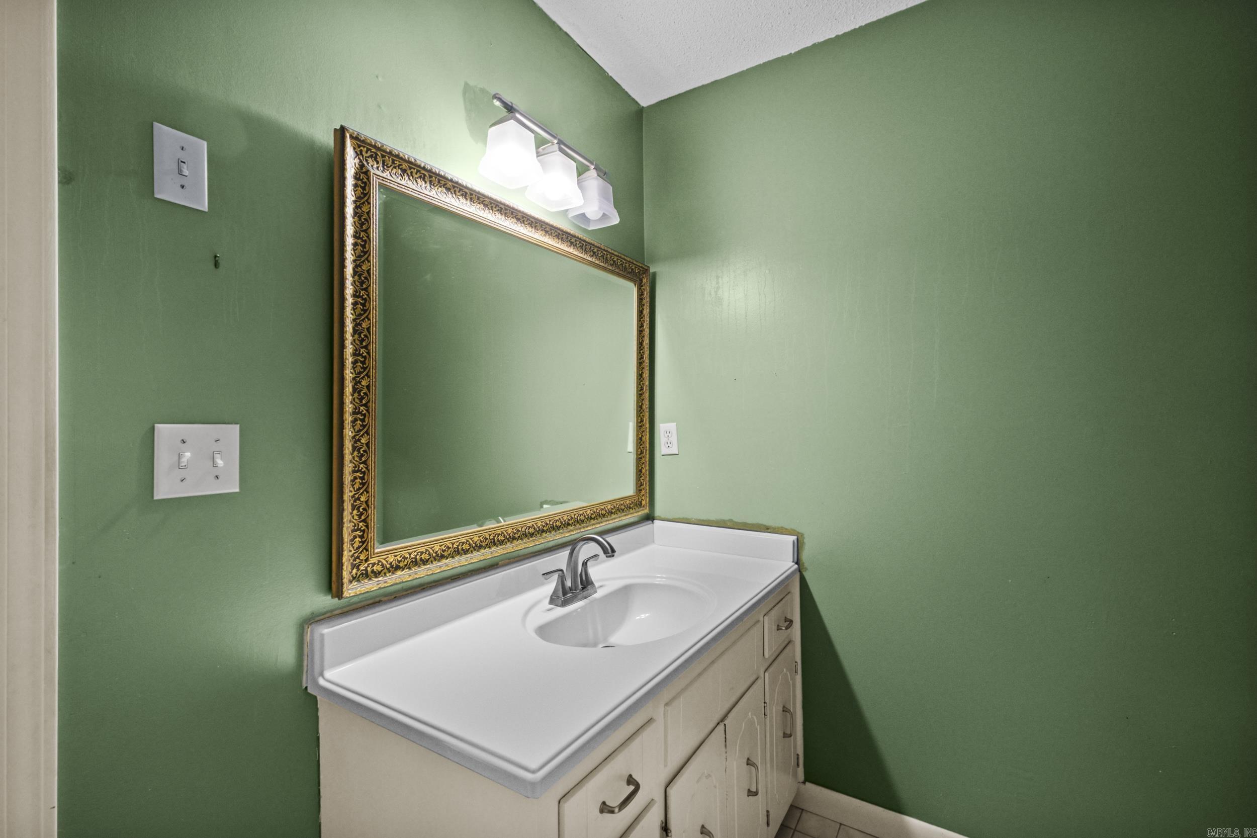 15 Rosewood Circle Property Photo 25