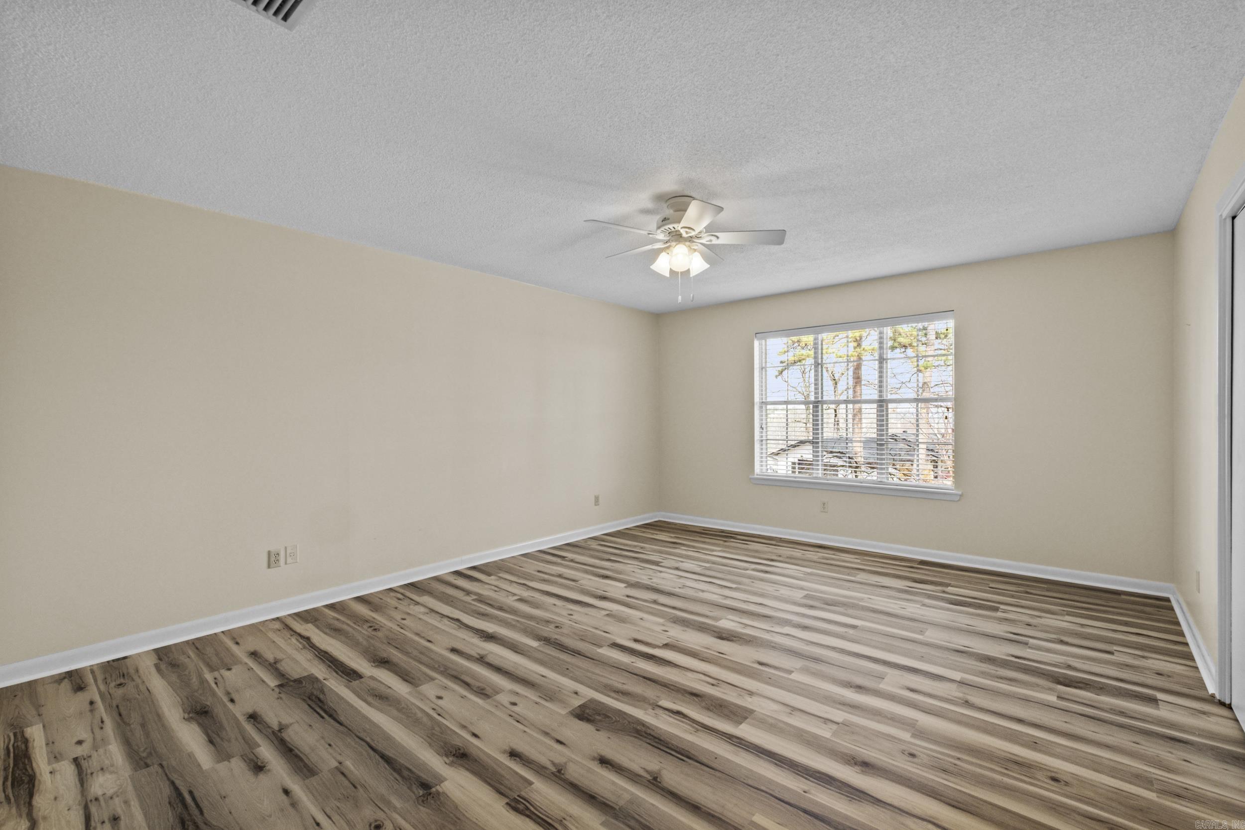 15 Rosewood Circle Property Photo 27