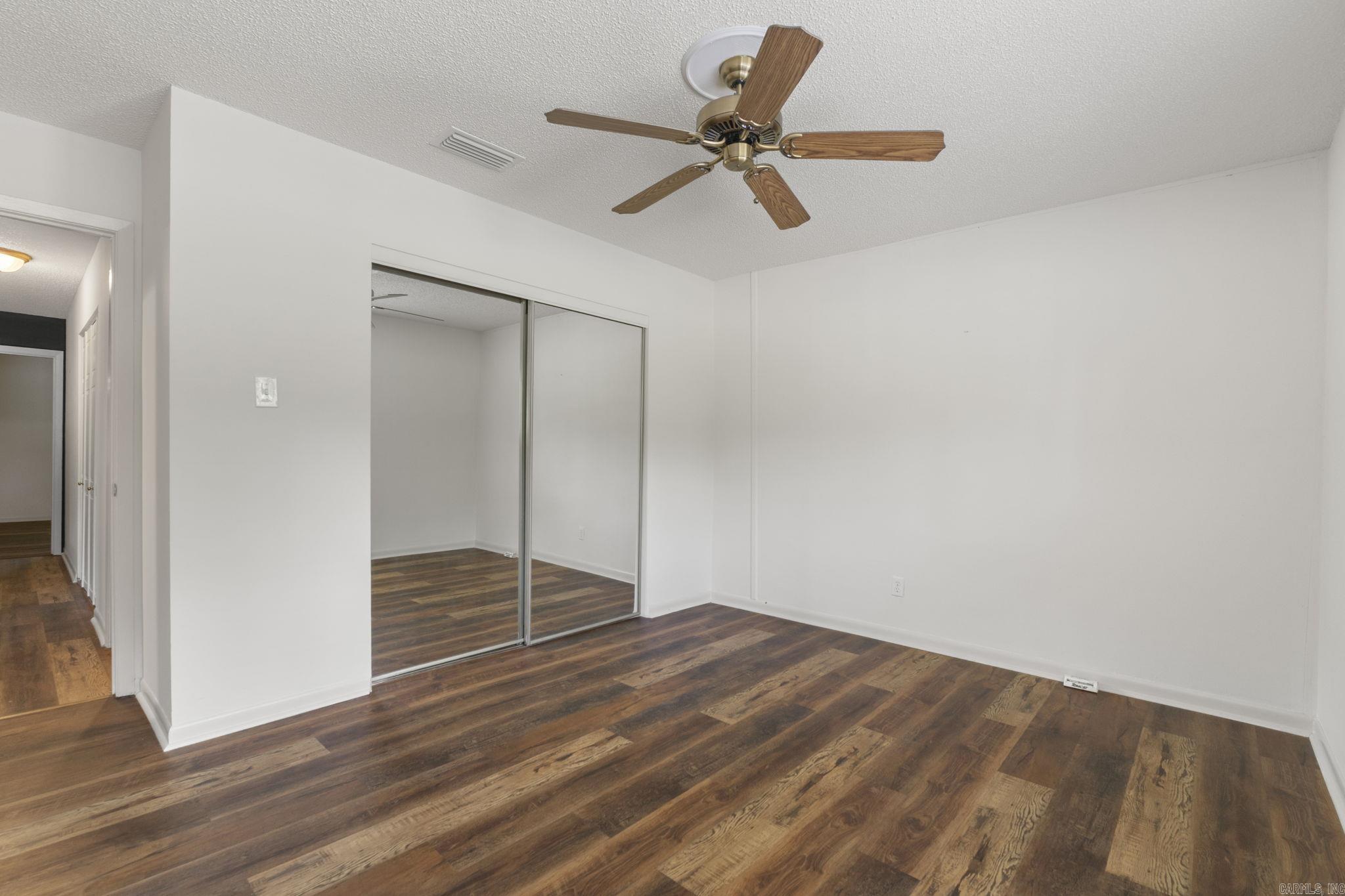 2506 Riverfront Drive Property Photo 30