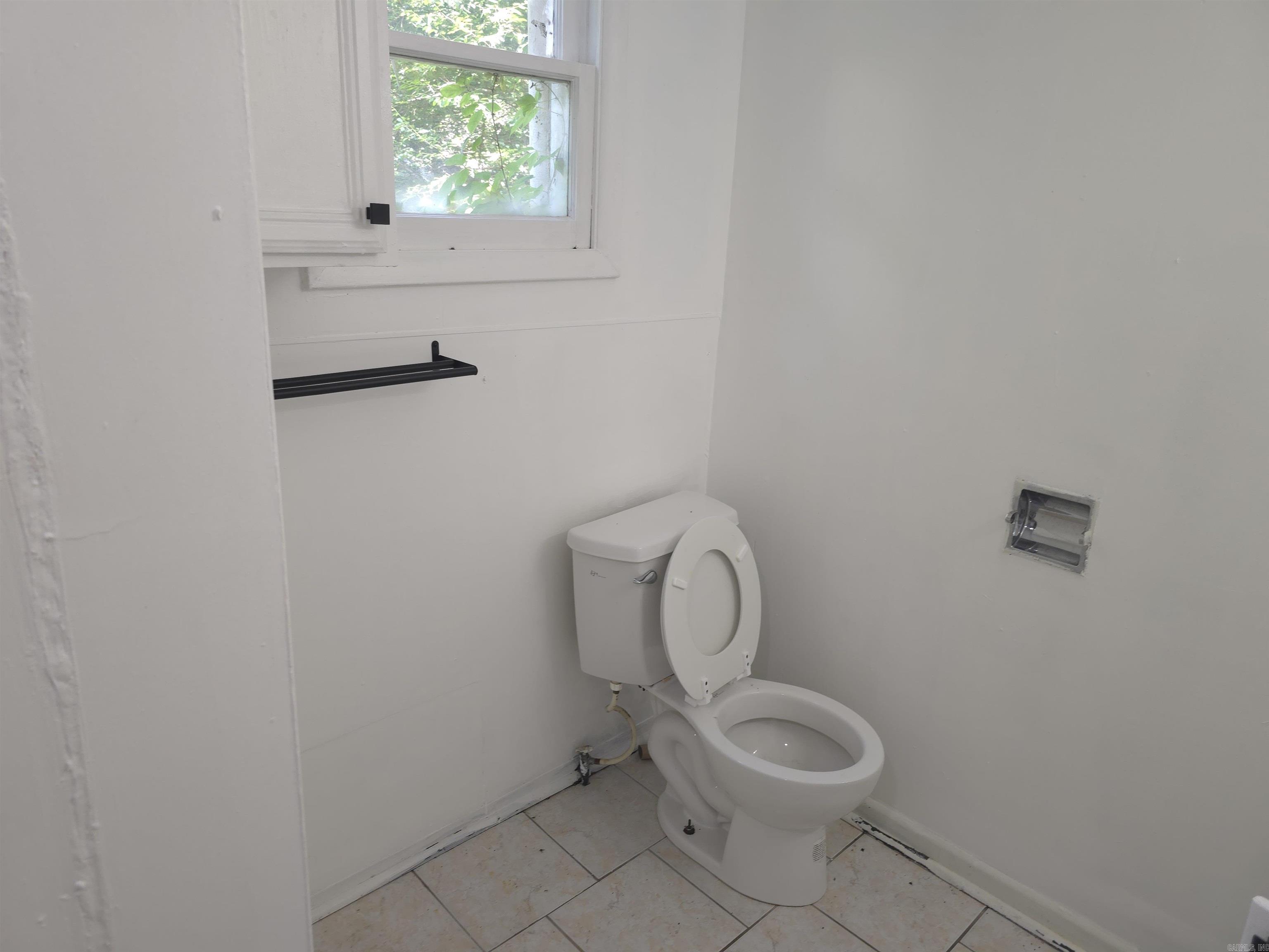 216 Elizabeth Terrace Property Photo 9