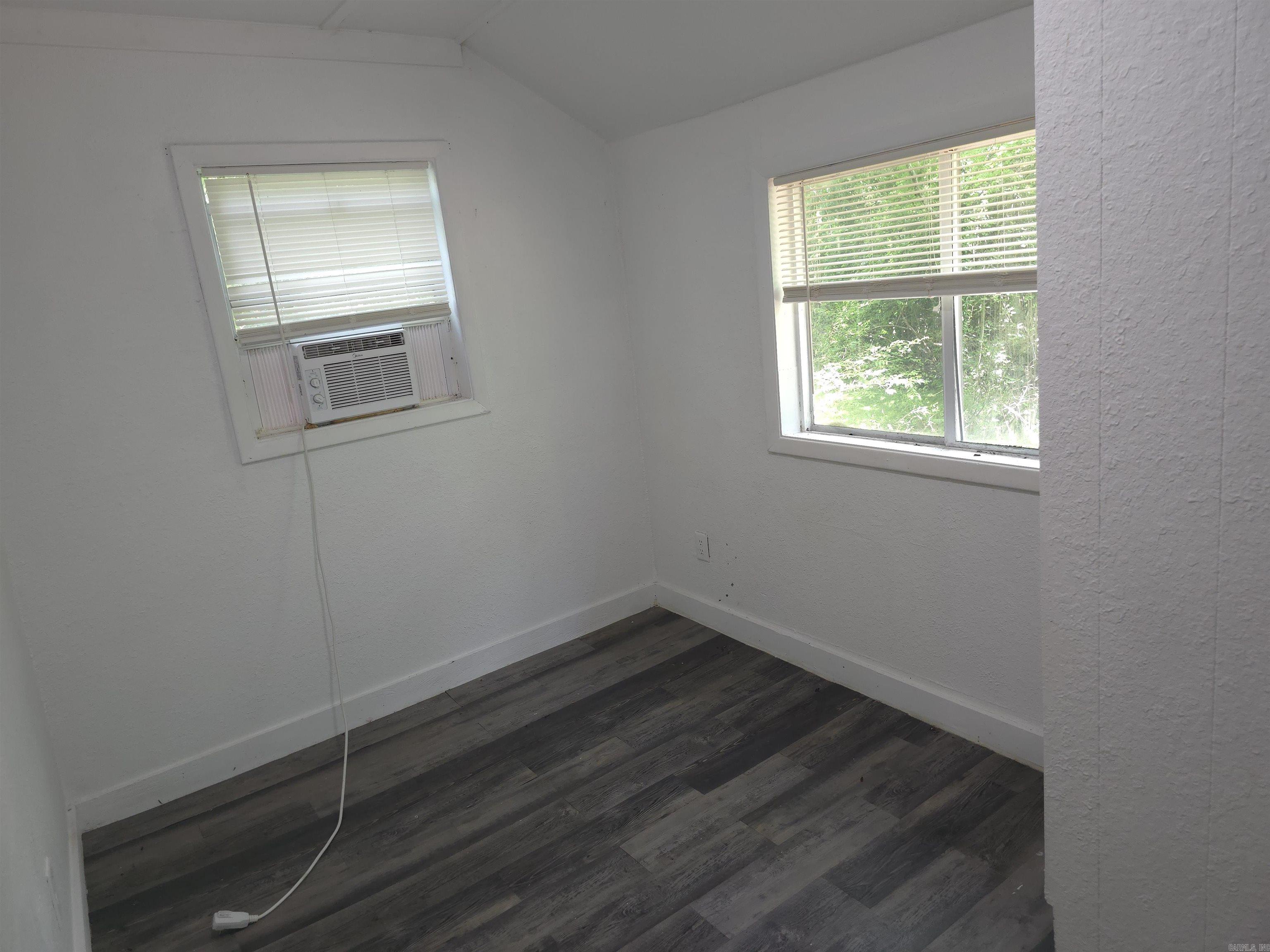 216 Elizabeth Terrace Property Photo 13