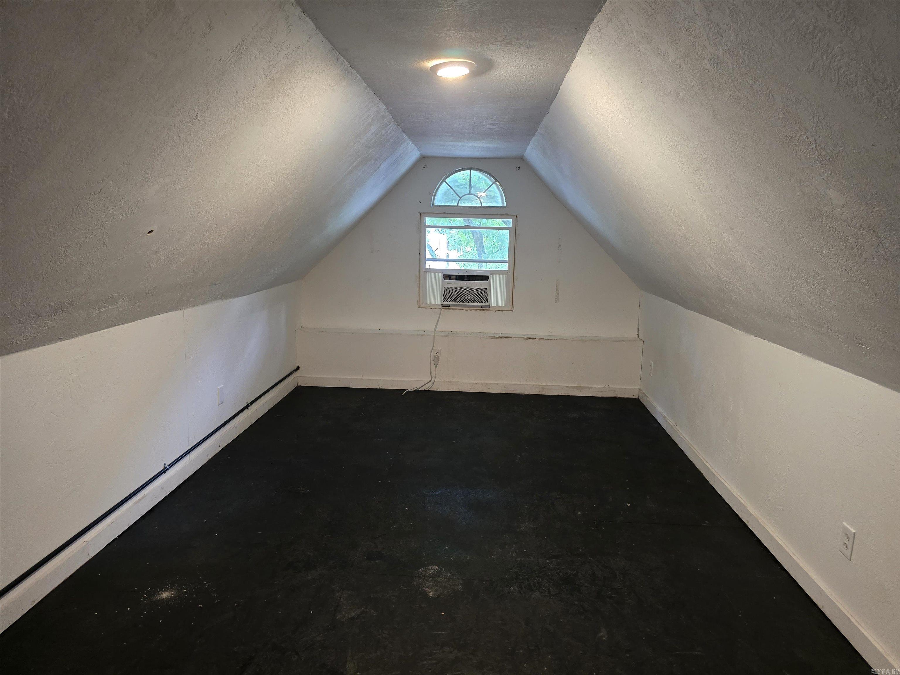 216 Elizabeth Terrace Property Photo 21