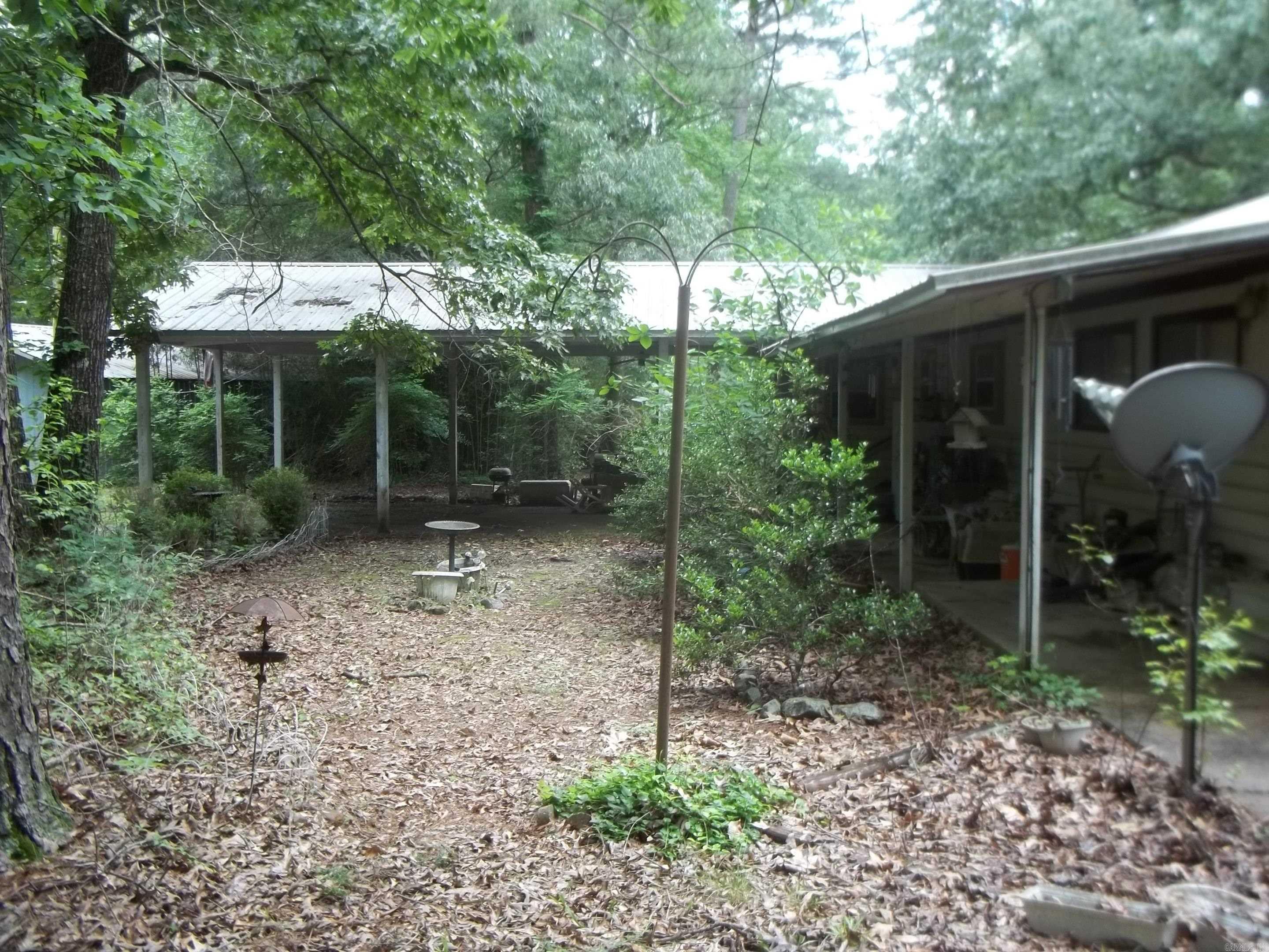 137 Shady Oaks Lane Property Photo 33