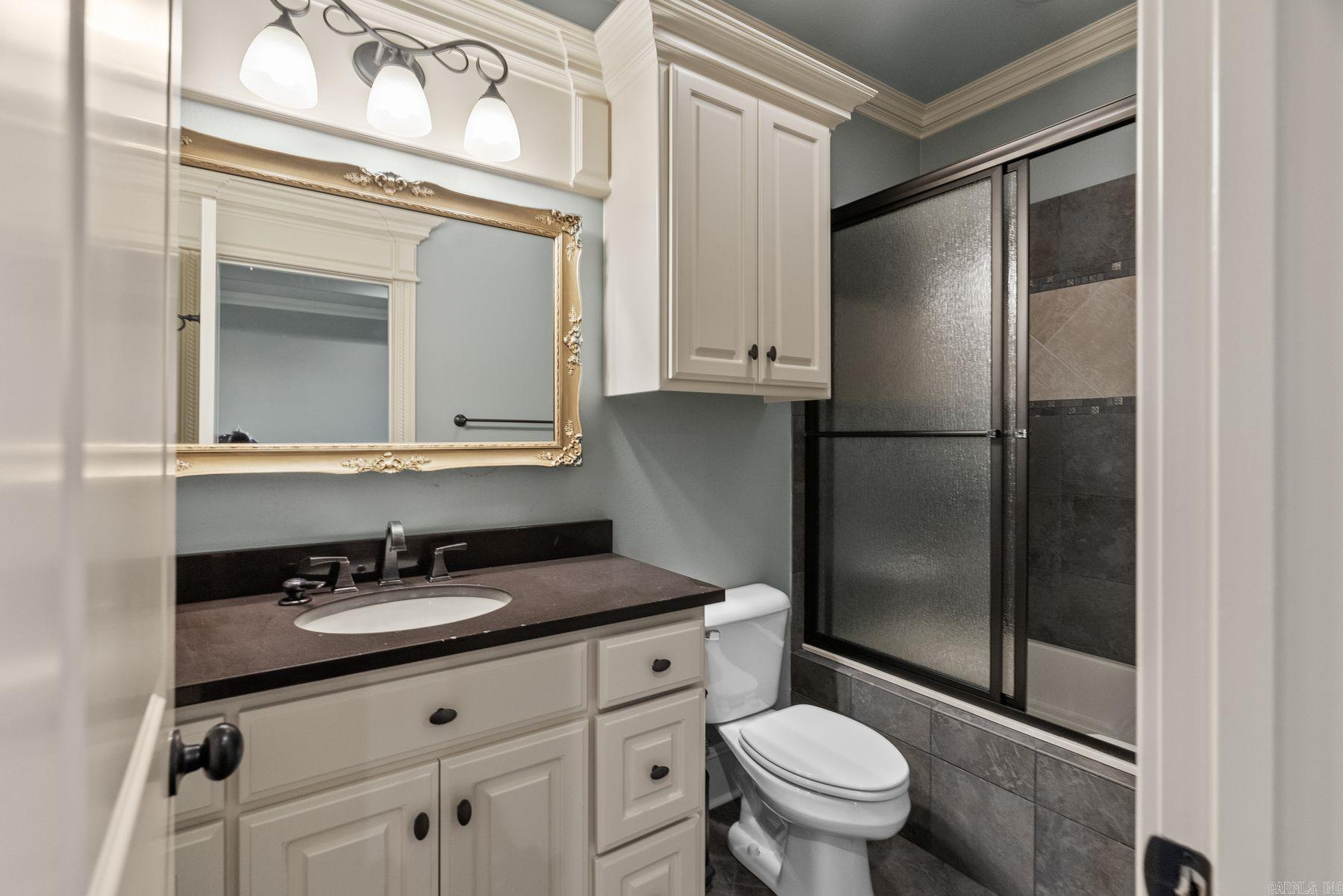 106 Orle Dr Property Photo 36