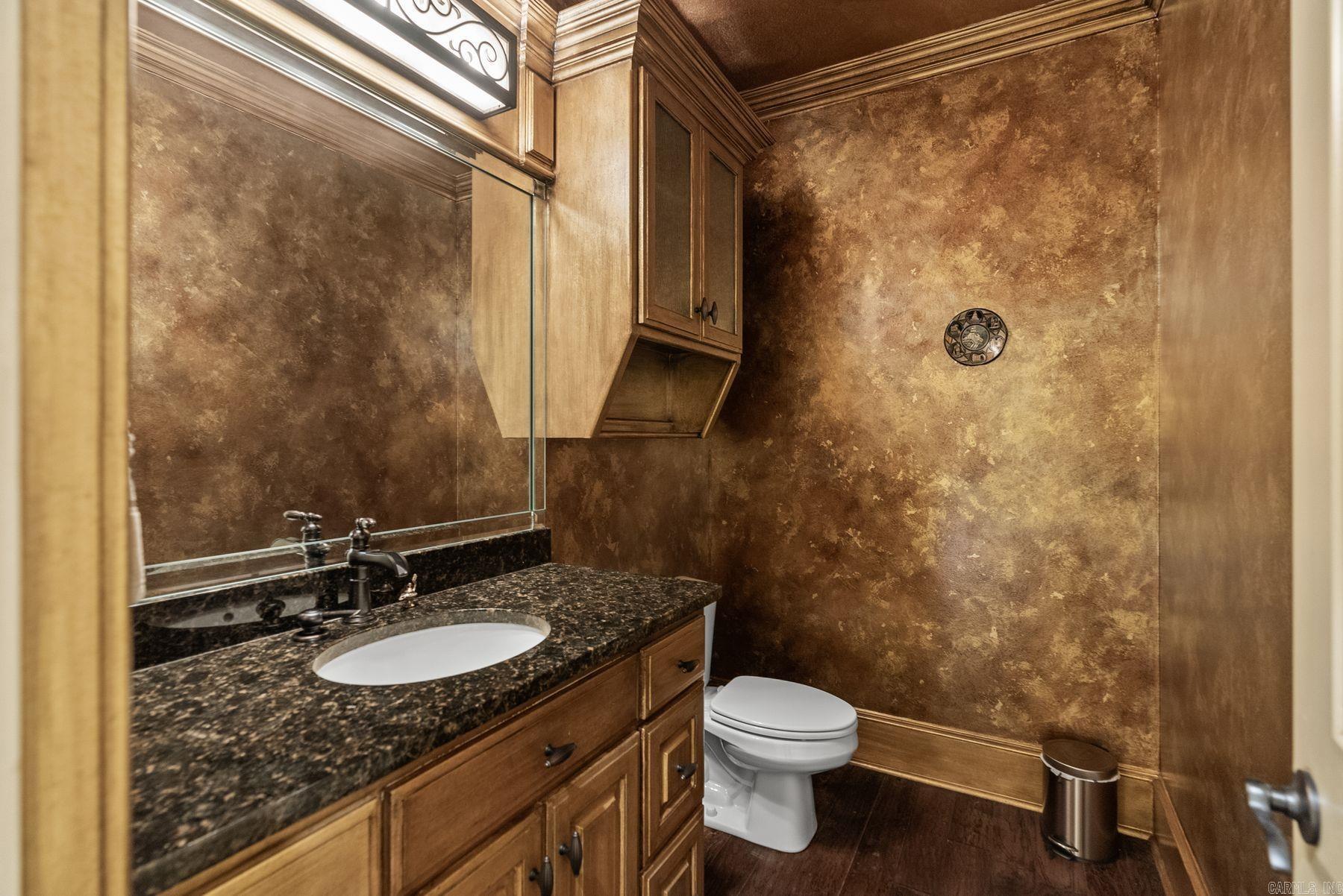 106 Orle Dr Property Photo 41