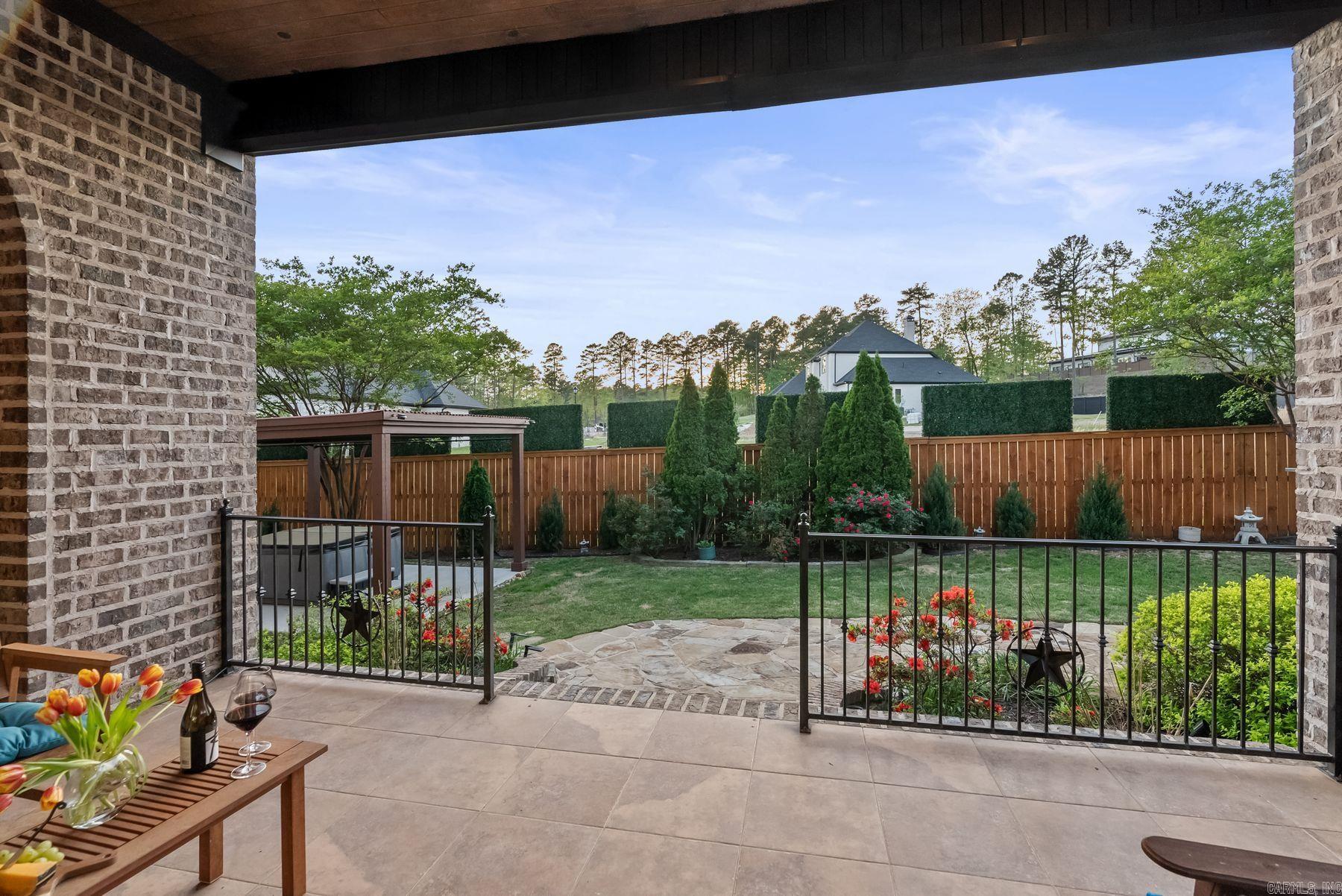 106 Orle Dr Property Photo 47