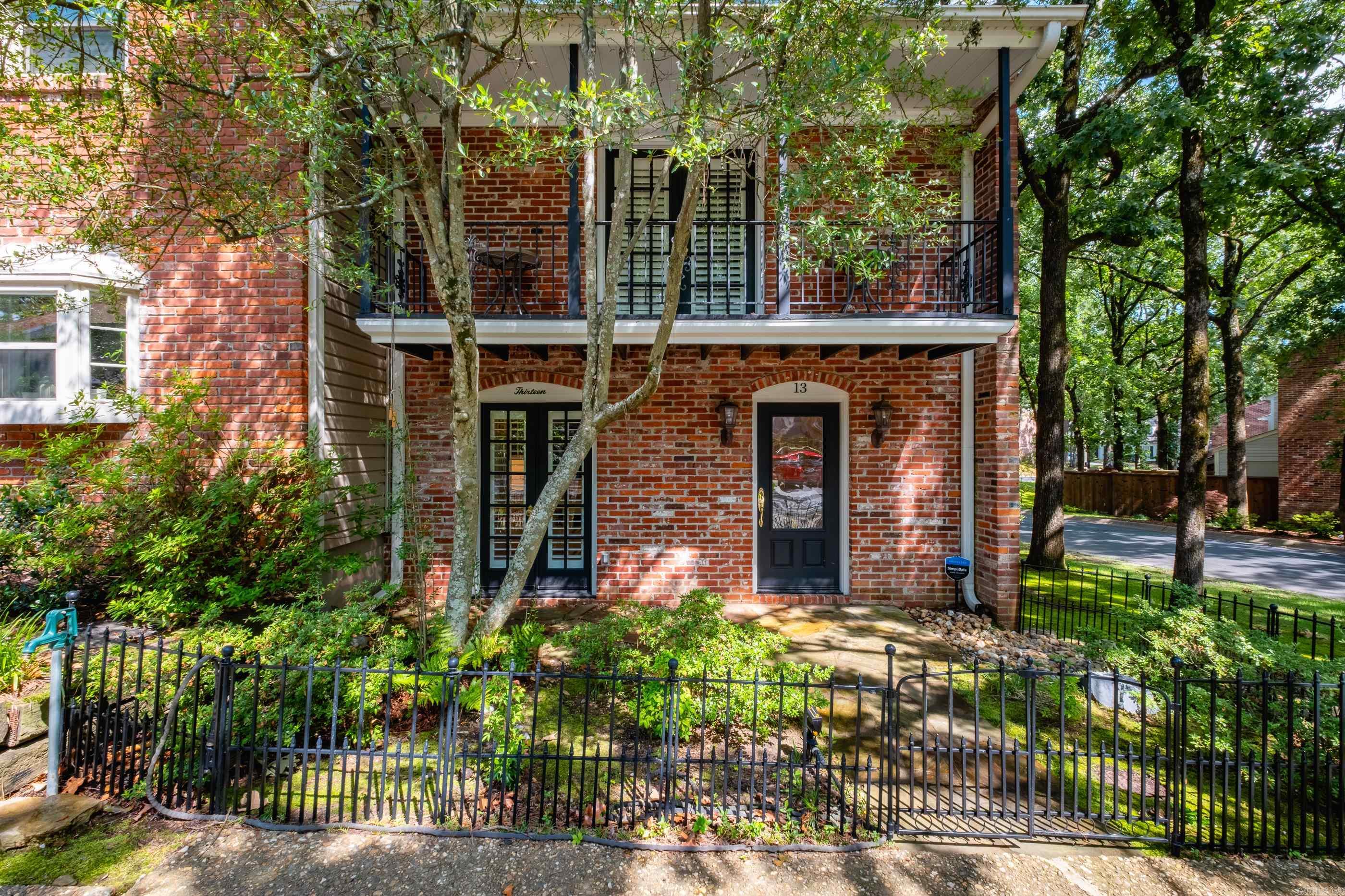 13 Kingsbridge Way Property Photo 4