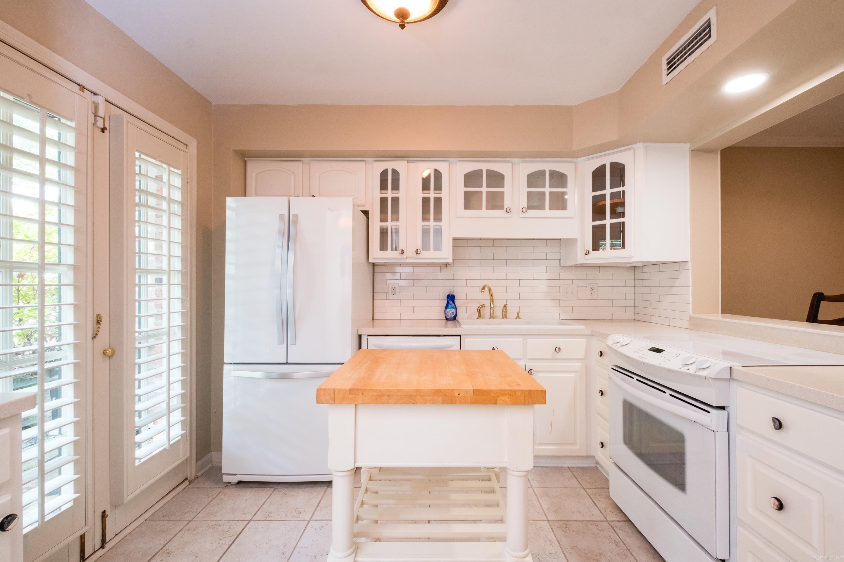 13 Kingsbridge Way Property Photo 11