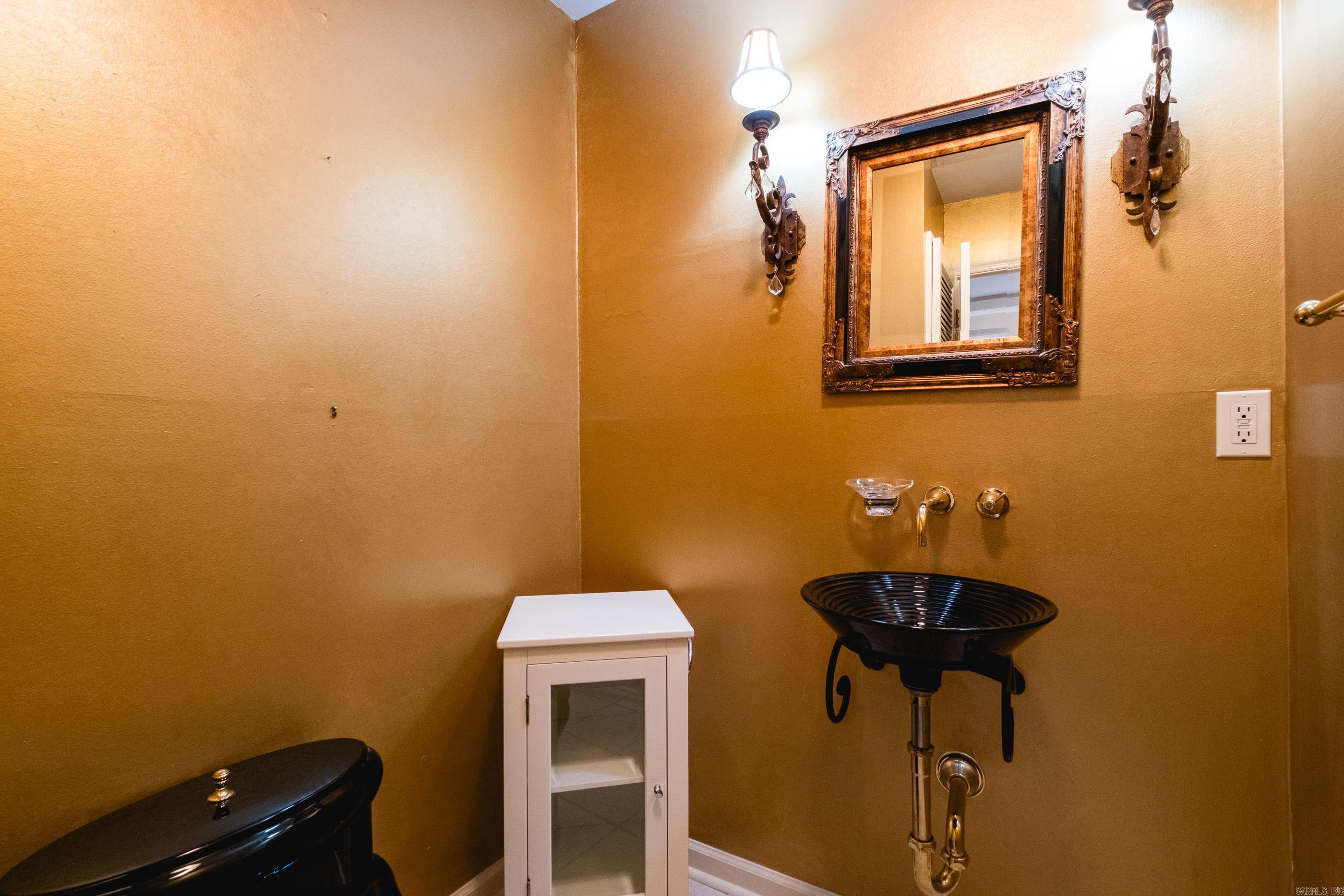 13 Kingsbridge Way Property Photo 17