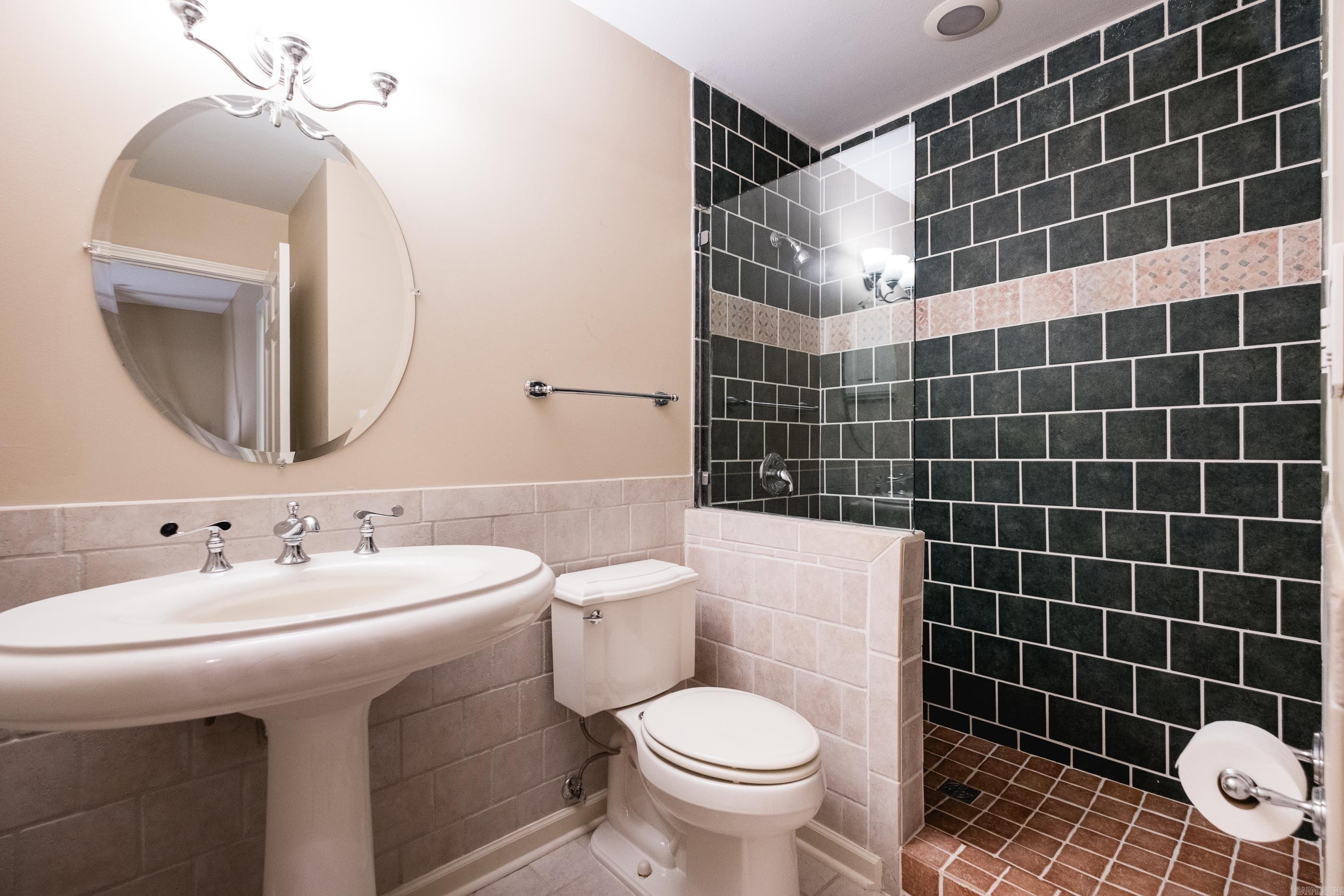 13 Kingsbridge Way Property Photo 26