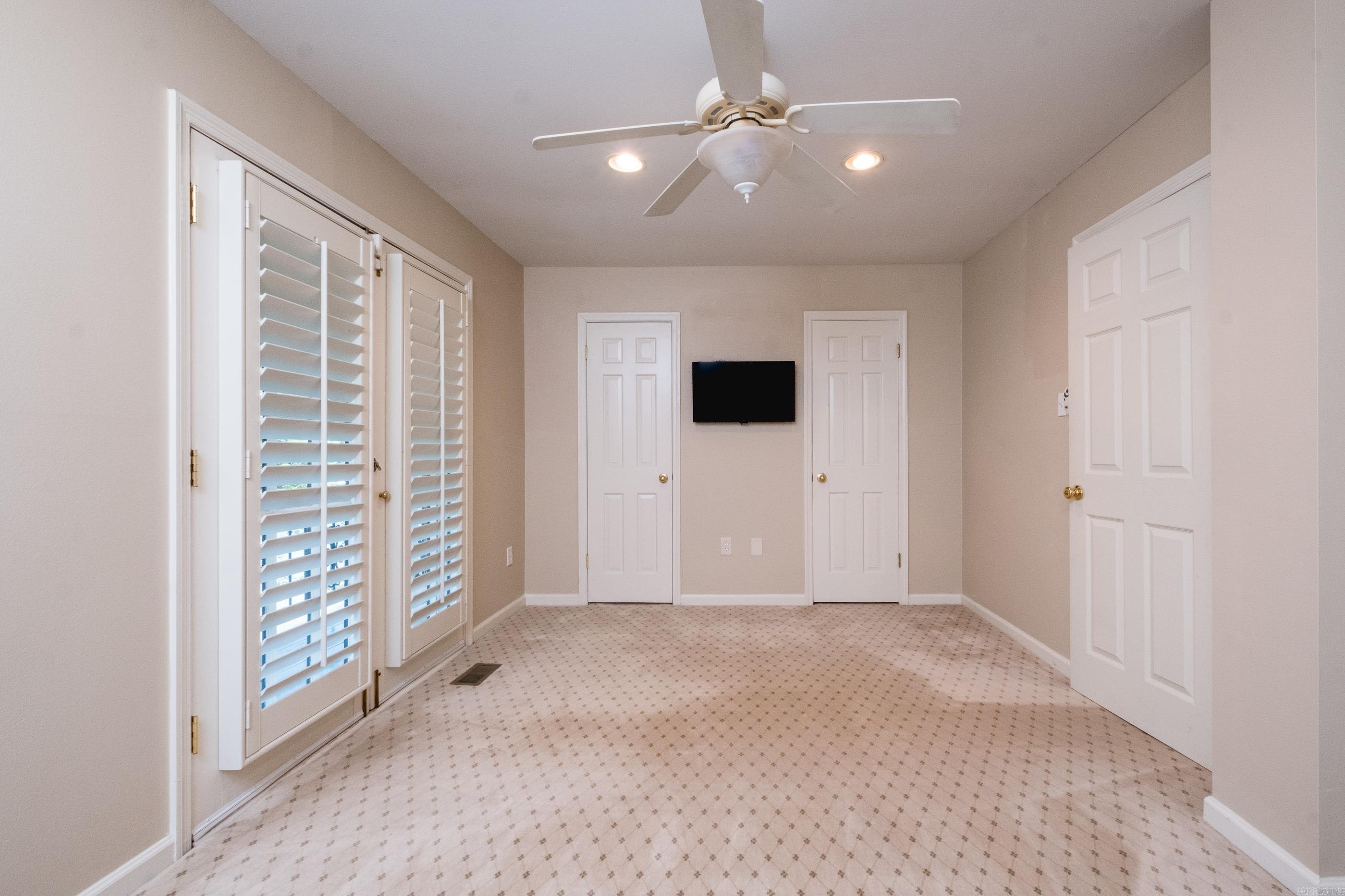 13 Kingsbridge Way Property Photo 28