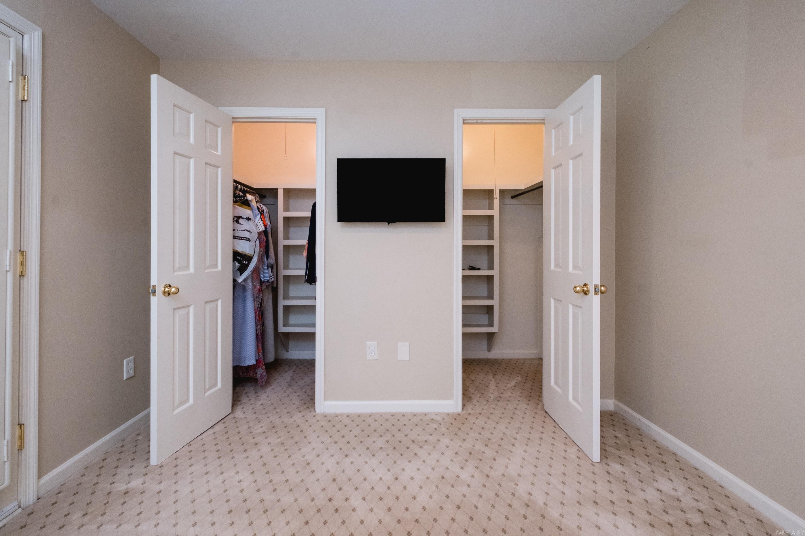 13 Kingsbridge Way Property Photo 29