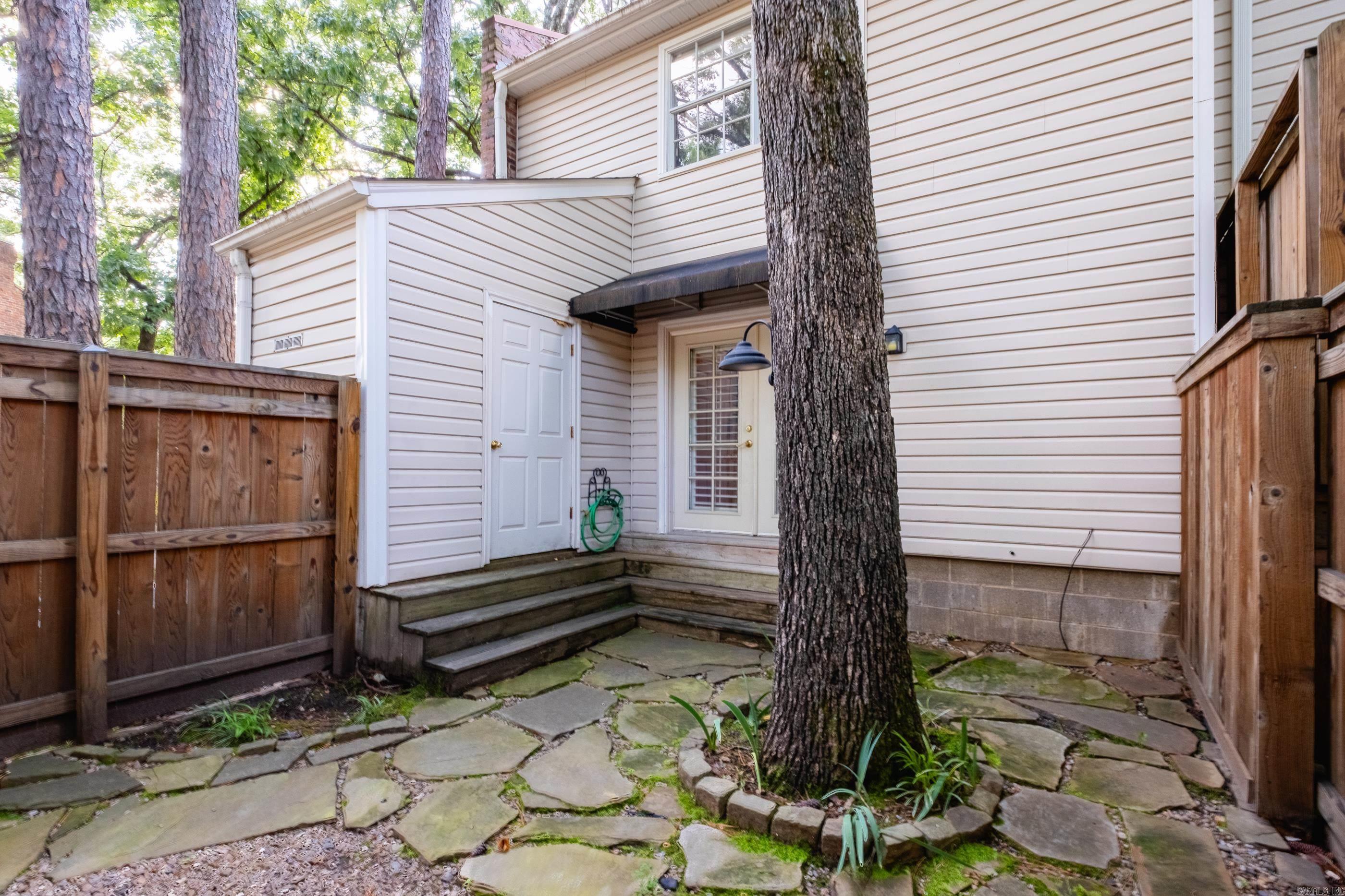 13 Kingsbridge Way Property Photo 33