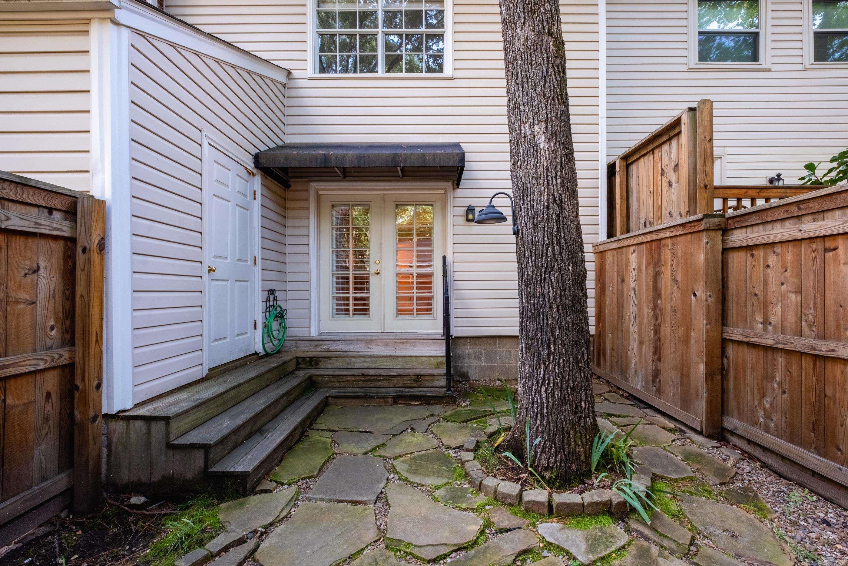 13 Kingsbridge Way Property Photo 34