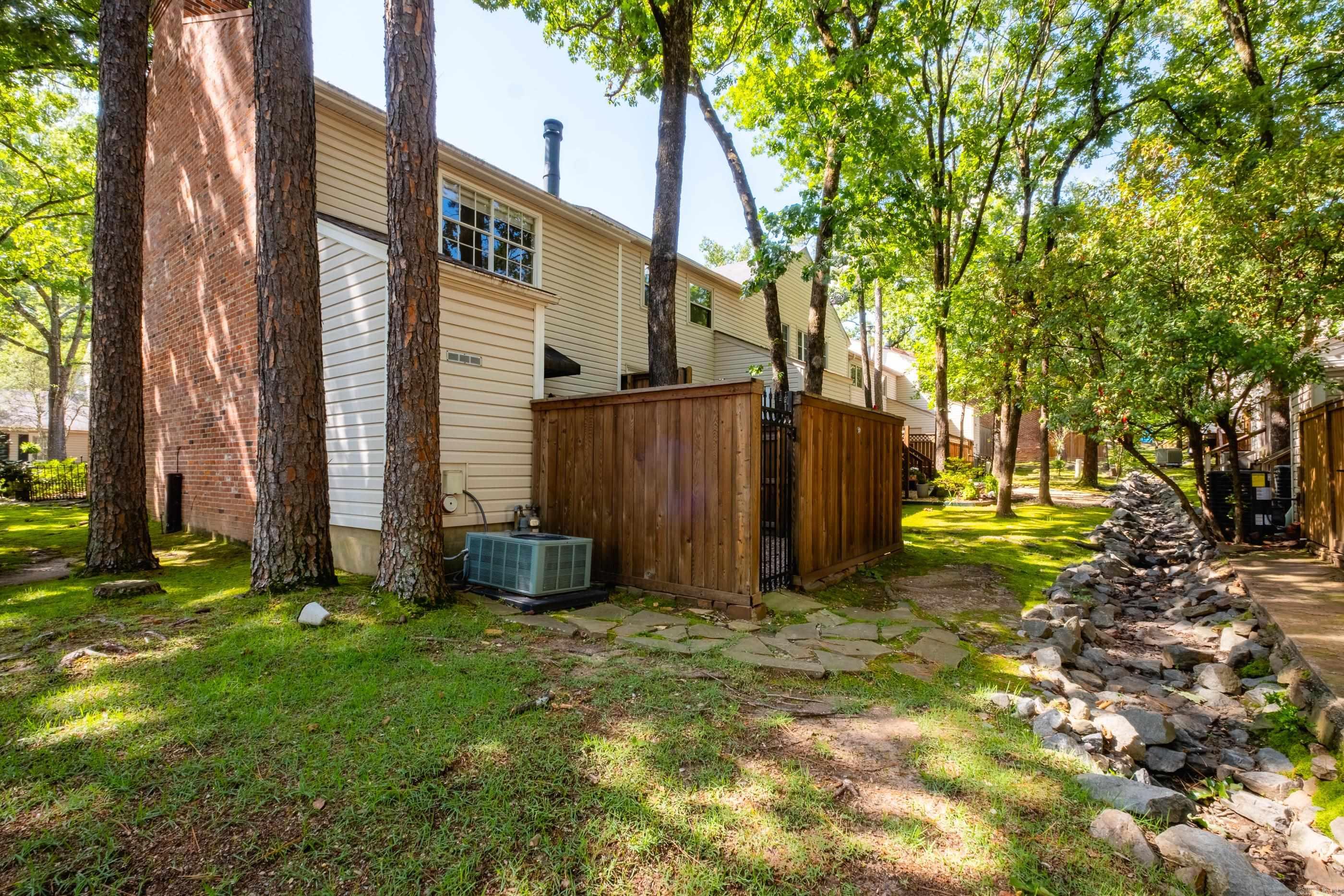 13 Kingsbridge Way Property Photo 37