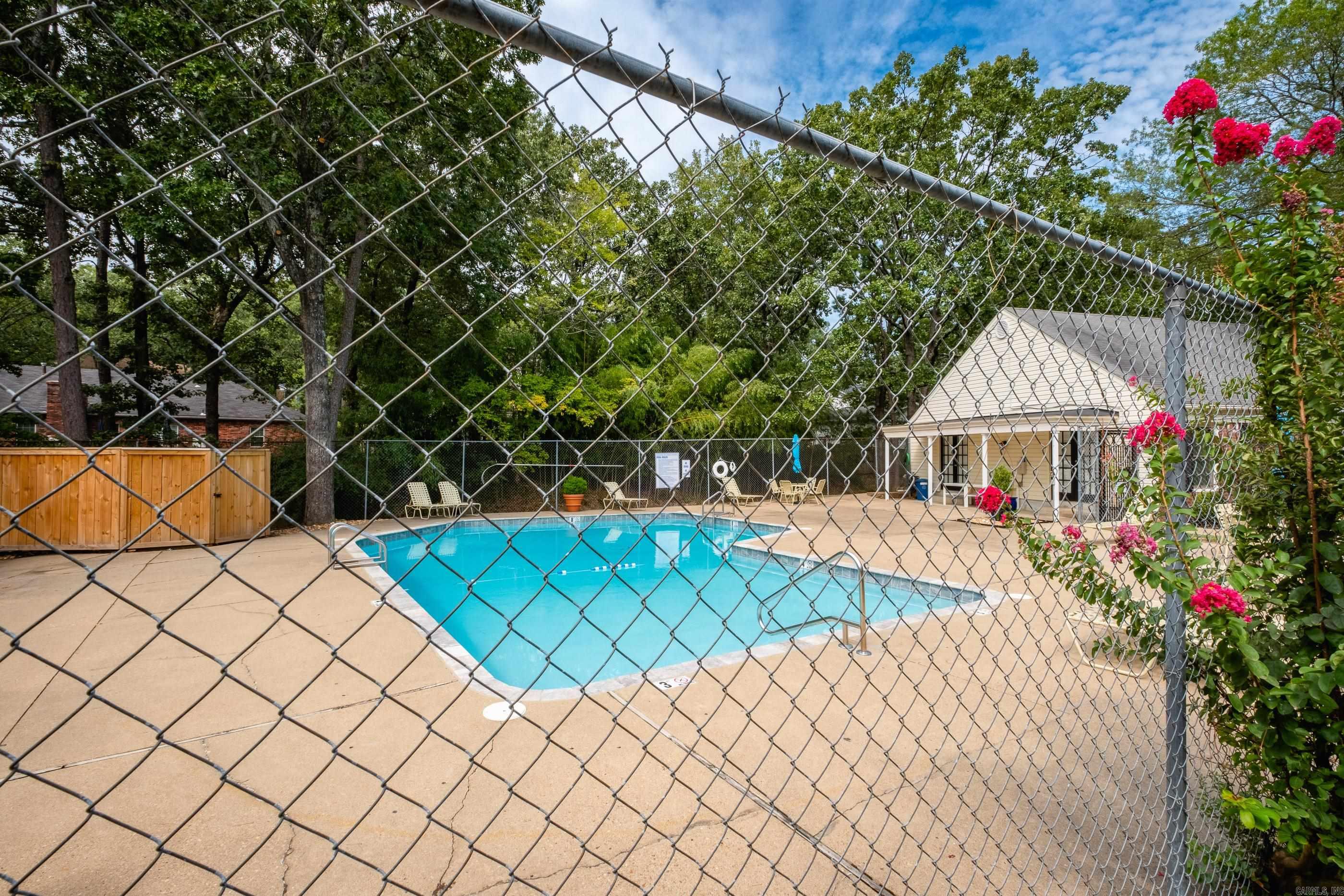 13 Kingsbridge Way Property Photo 39